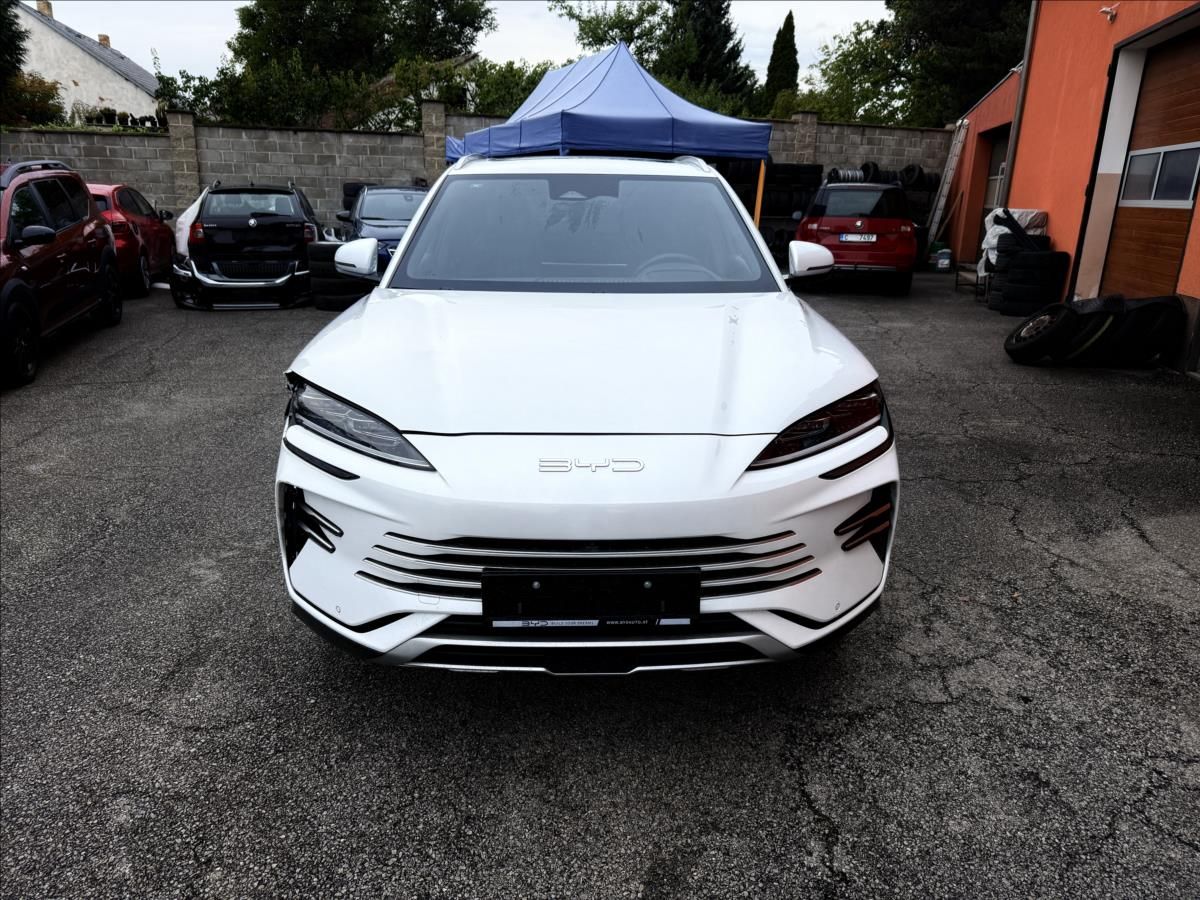 BYD Seal U, 1,5 DM-i 4x4 - fotka 2