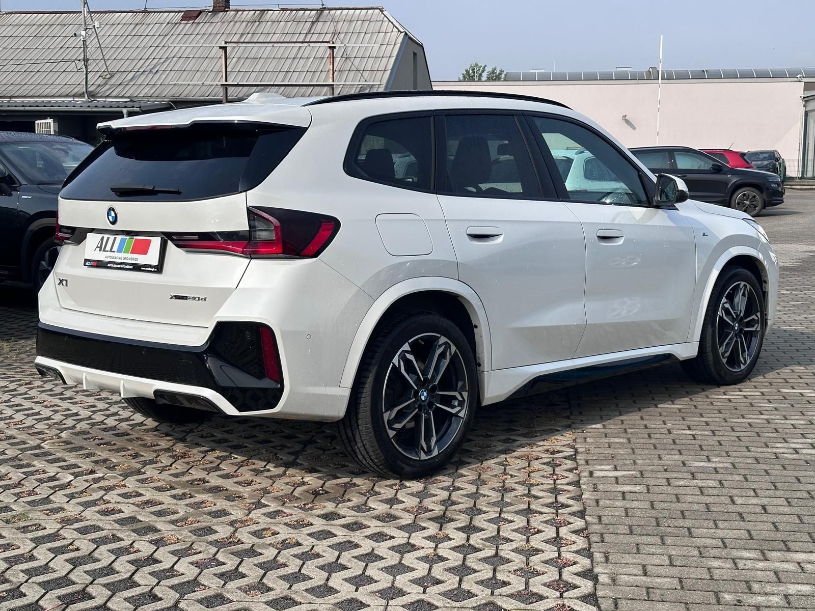 BMW X1, 20D xDrive M-Paket - fotka 2