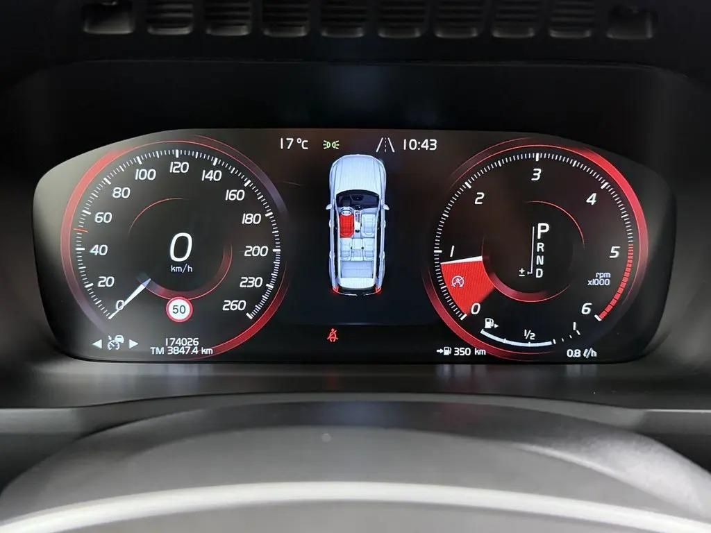Volvo XC90, 2.0D5 173 Aut. R-Desing AWD TZ - fotka 5