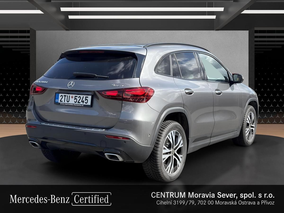 Mercedes-Benz GLA, 200d 4MATIC - fotka 5