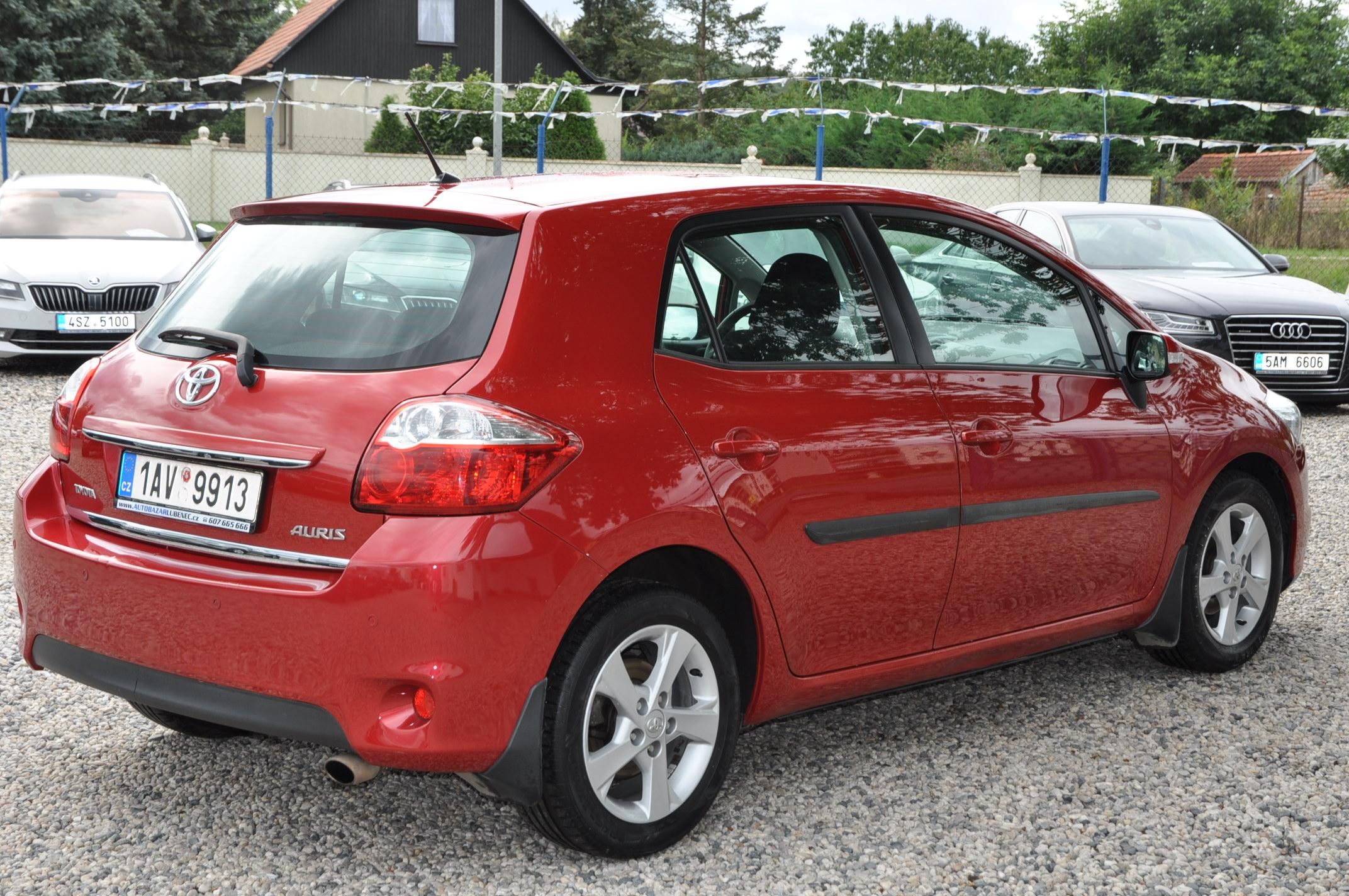 Toyota Auris, 1.6 ValveMatic 97kW - fotka 3