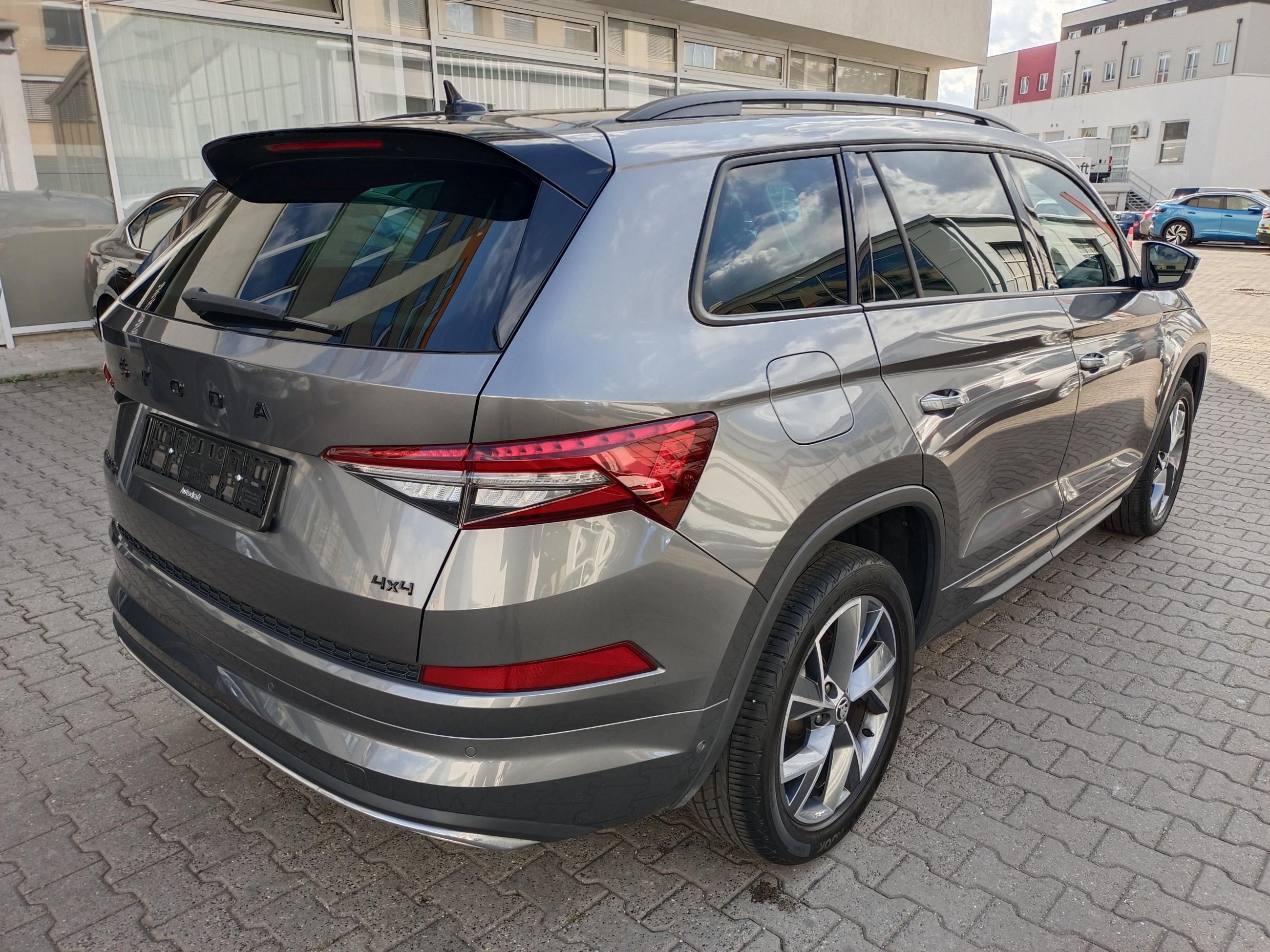 Škoda Kodiaq, TDI 147kW 4x4 DSG Sportline - fotka 6