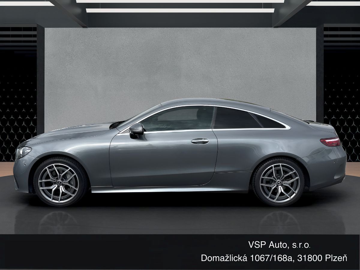 Mercedes-Benz Třídy E, AMG paket 200 4MATIC Kupé - fotka 2