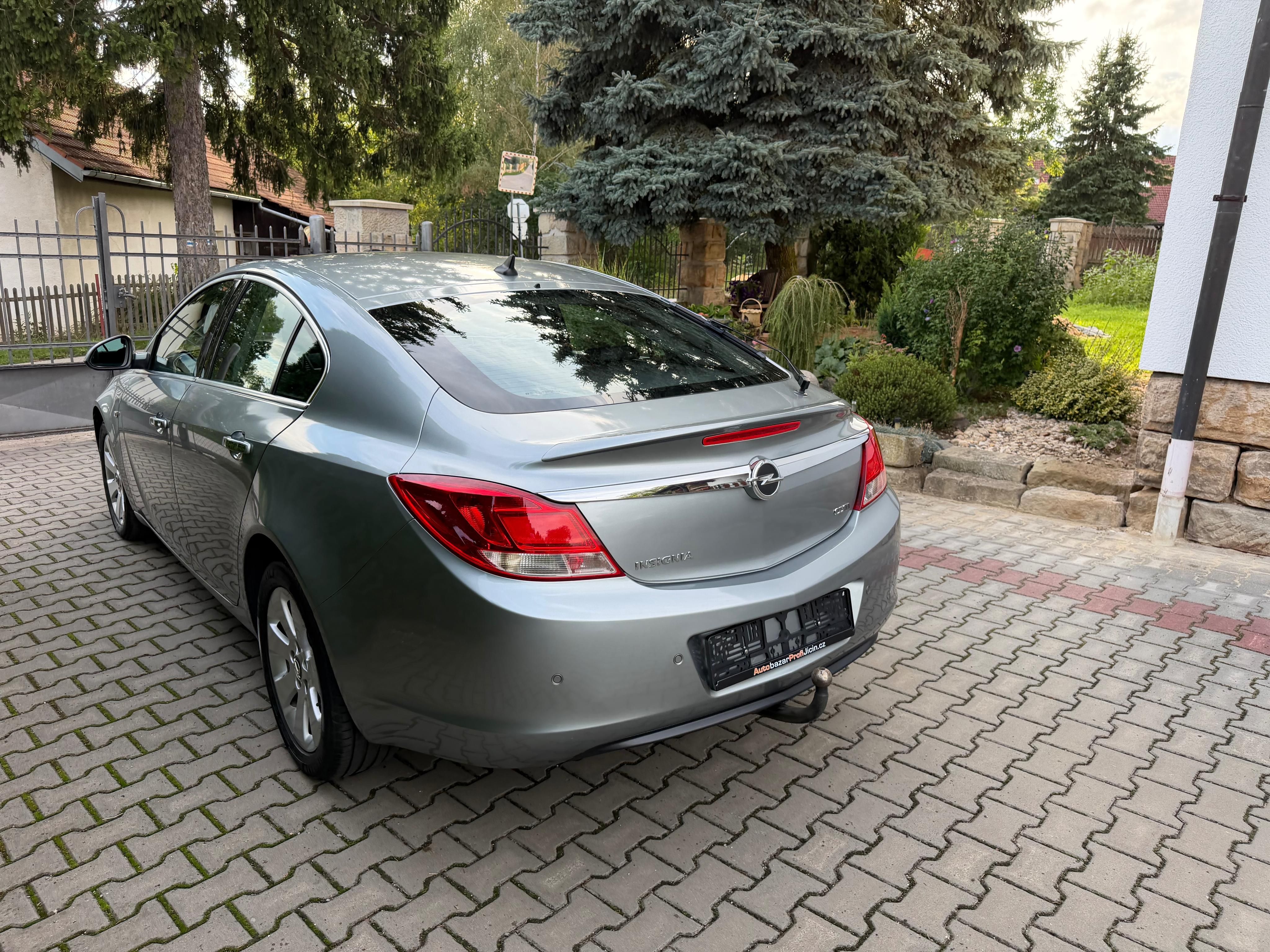 Opel Insignia, 2,0CDTi/ 118Kw serviska Tažné - fotka 6
