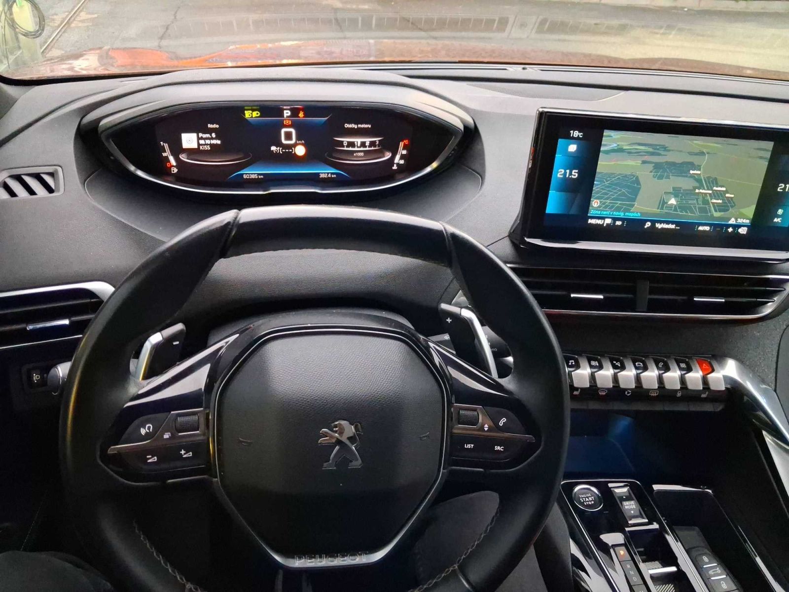 Peugeot 5008, PureTech 130, Automat, 7 míst - fotka 3