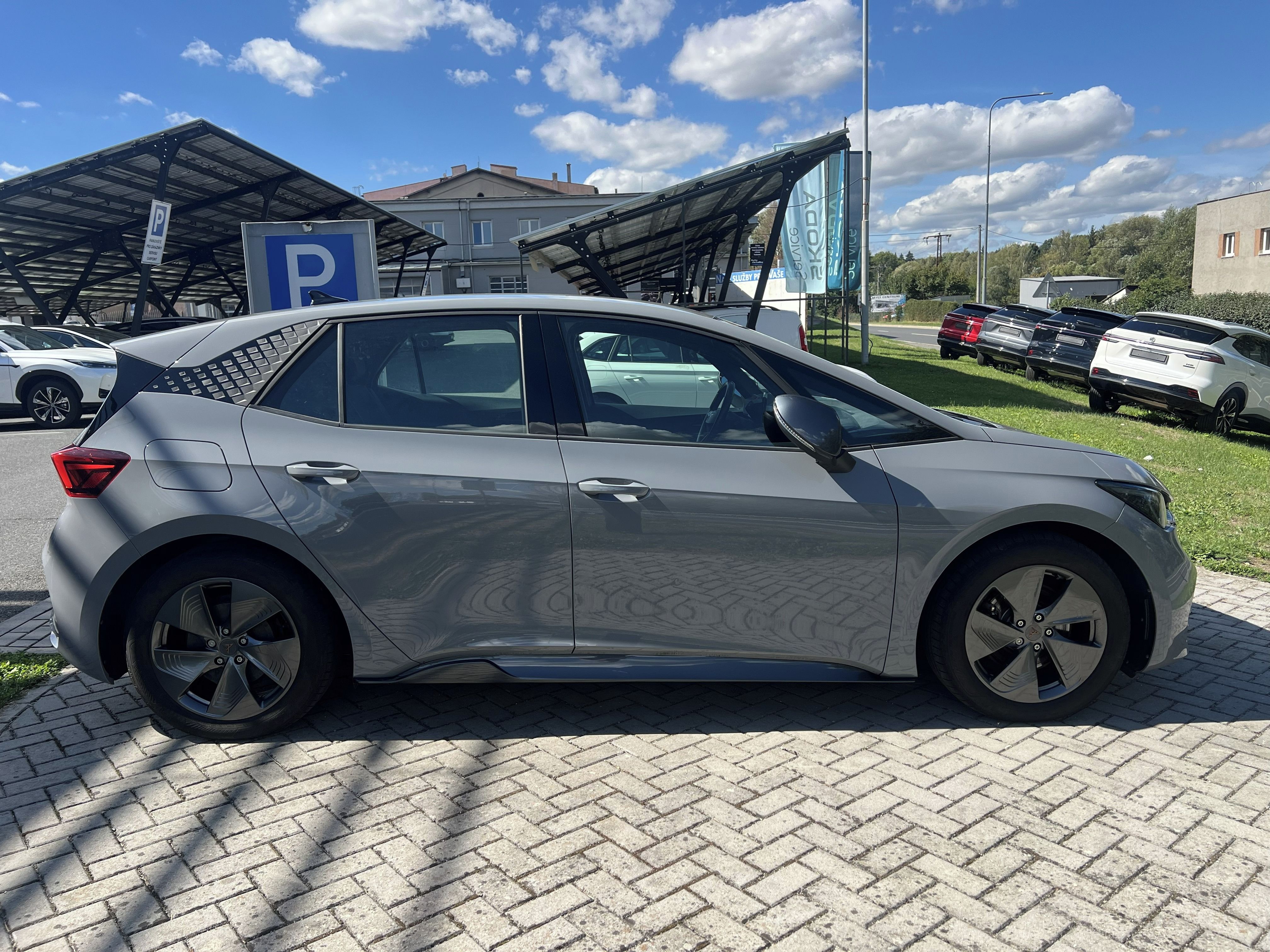 Cupra Born, 150 kW; 58kWh - fotka 3