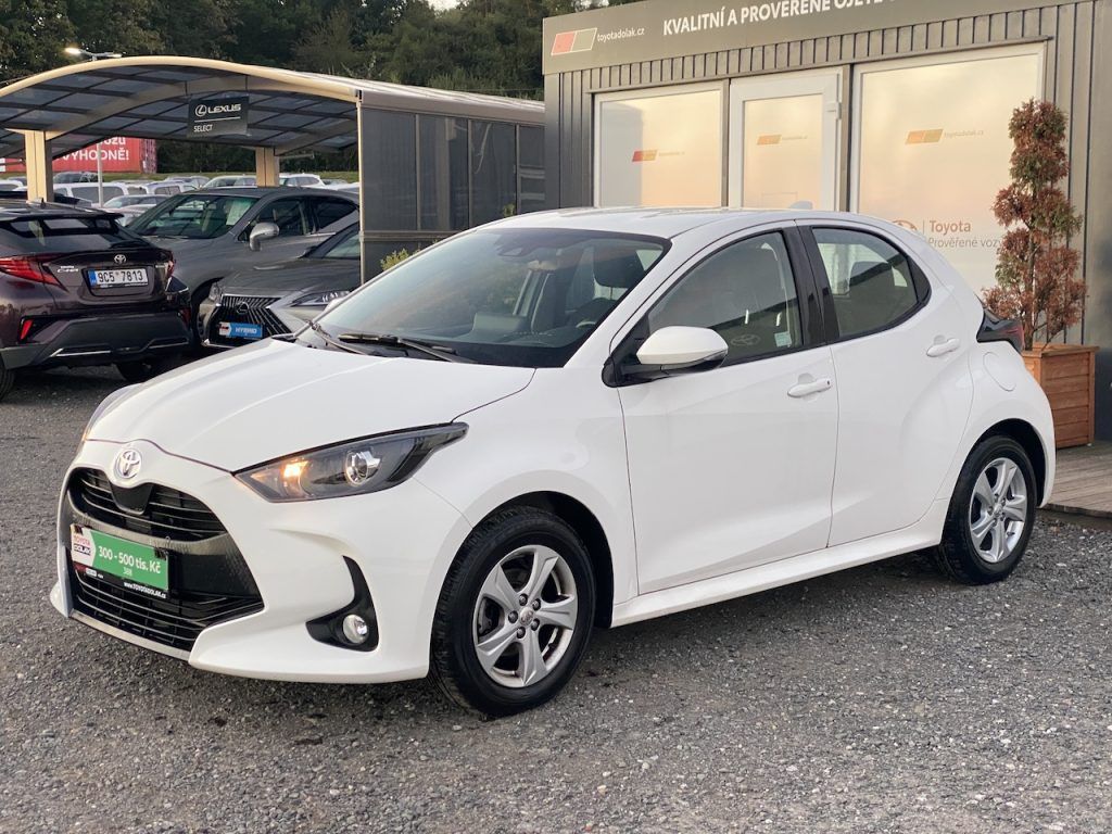 Toyota Yaris, 1.5i, ČR, Comfort, záruka - fotka 4