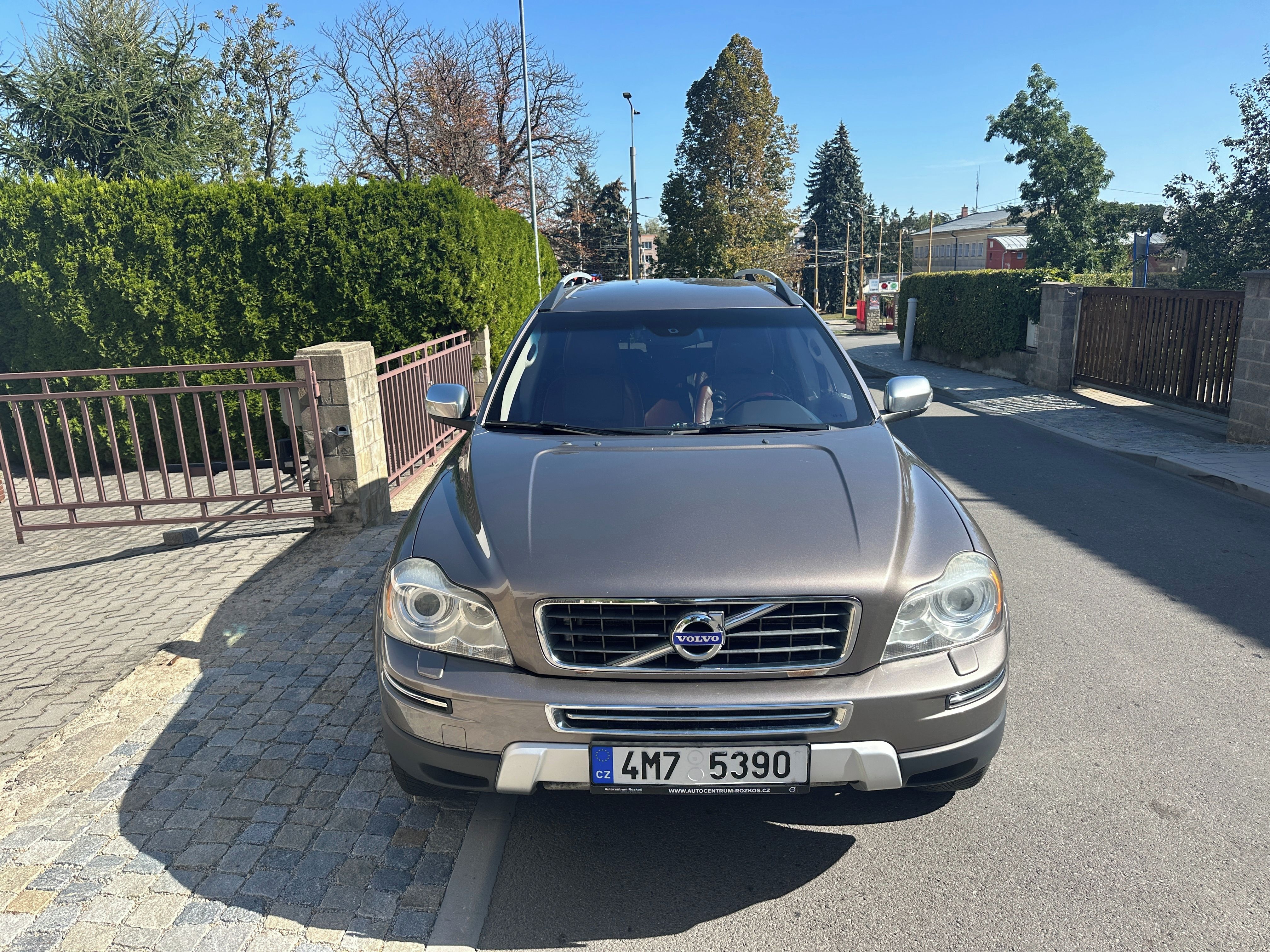 Volvo XC90, D5 AWD EXECUTIVE - fotka 4