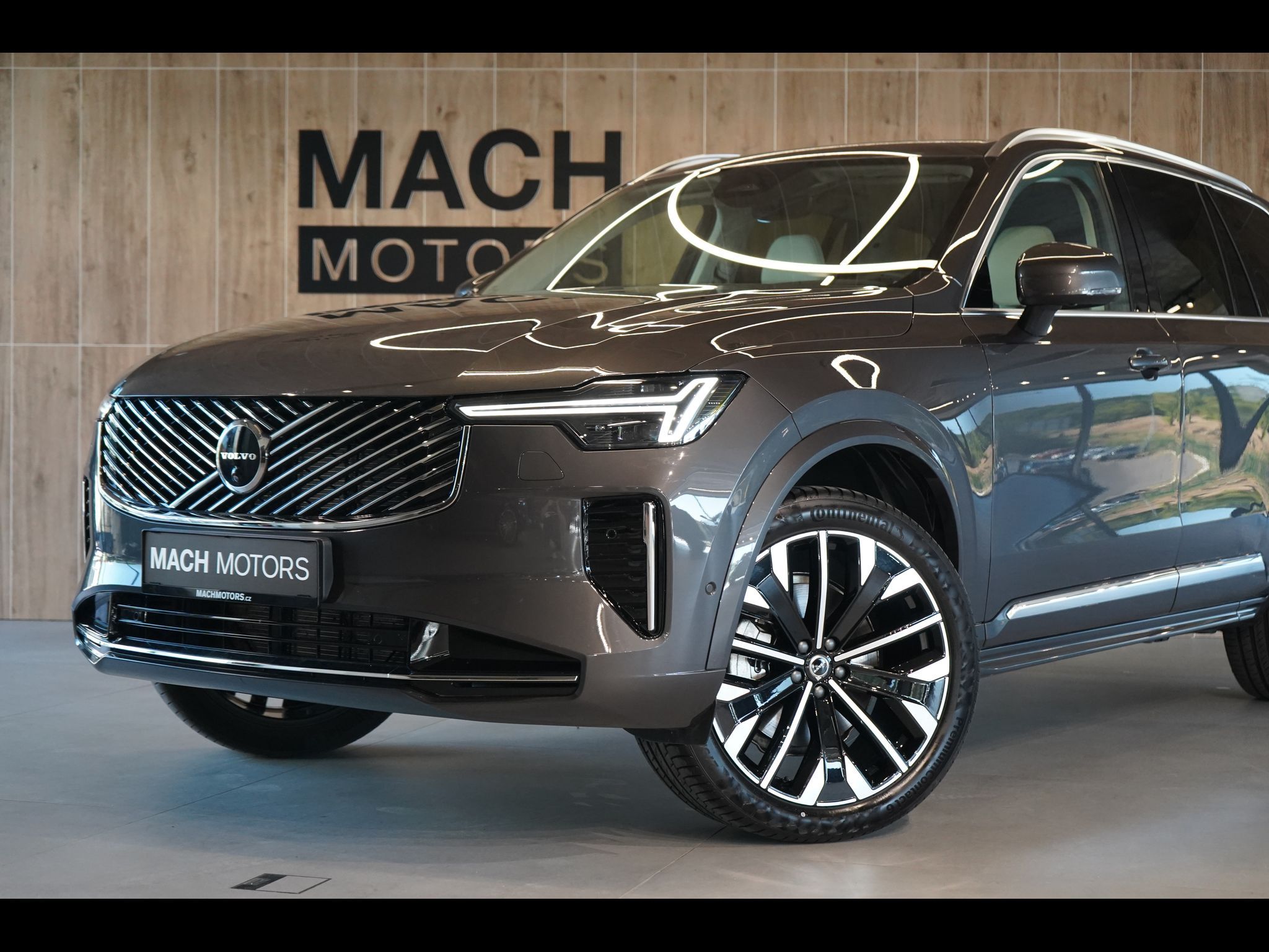 Volvo XC90, B5 PLUS Bright Vzduch, 360° - fotka 2