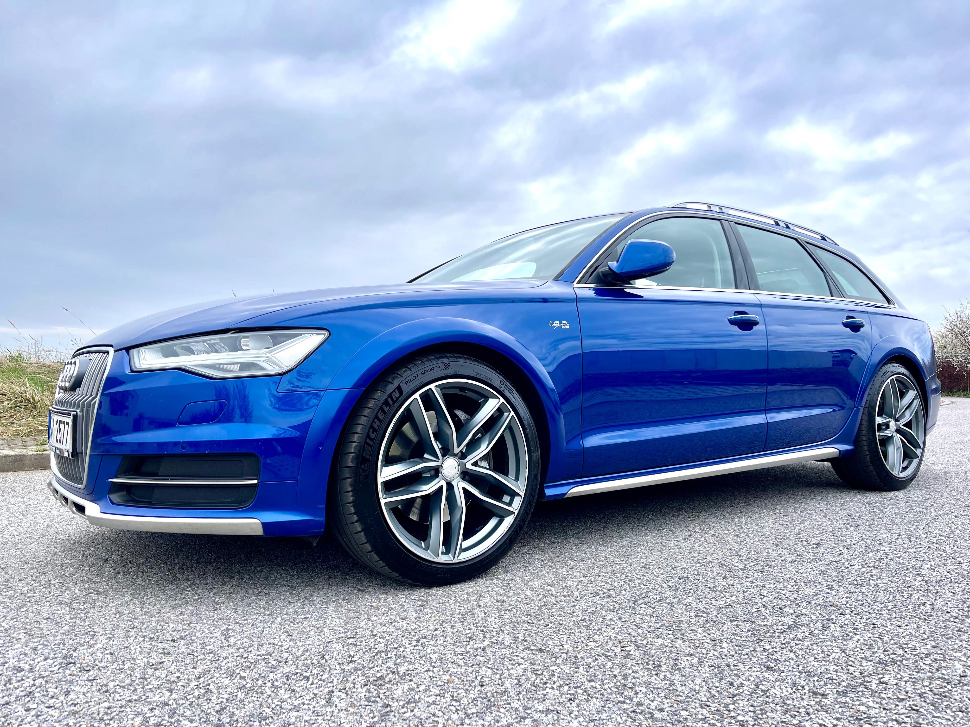 Audi A6 allroad, BiTDI 235kW, 2.maj., vzduch,TT - fotka 2