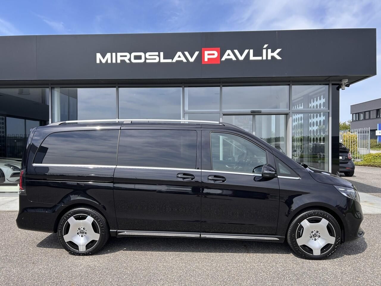 Mercedes-Benz Třídy V, V 300d 4MATIC L Exclusive AIRM - fotka 4