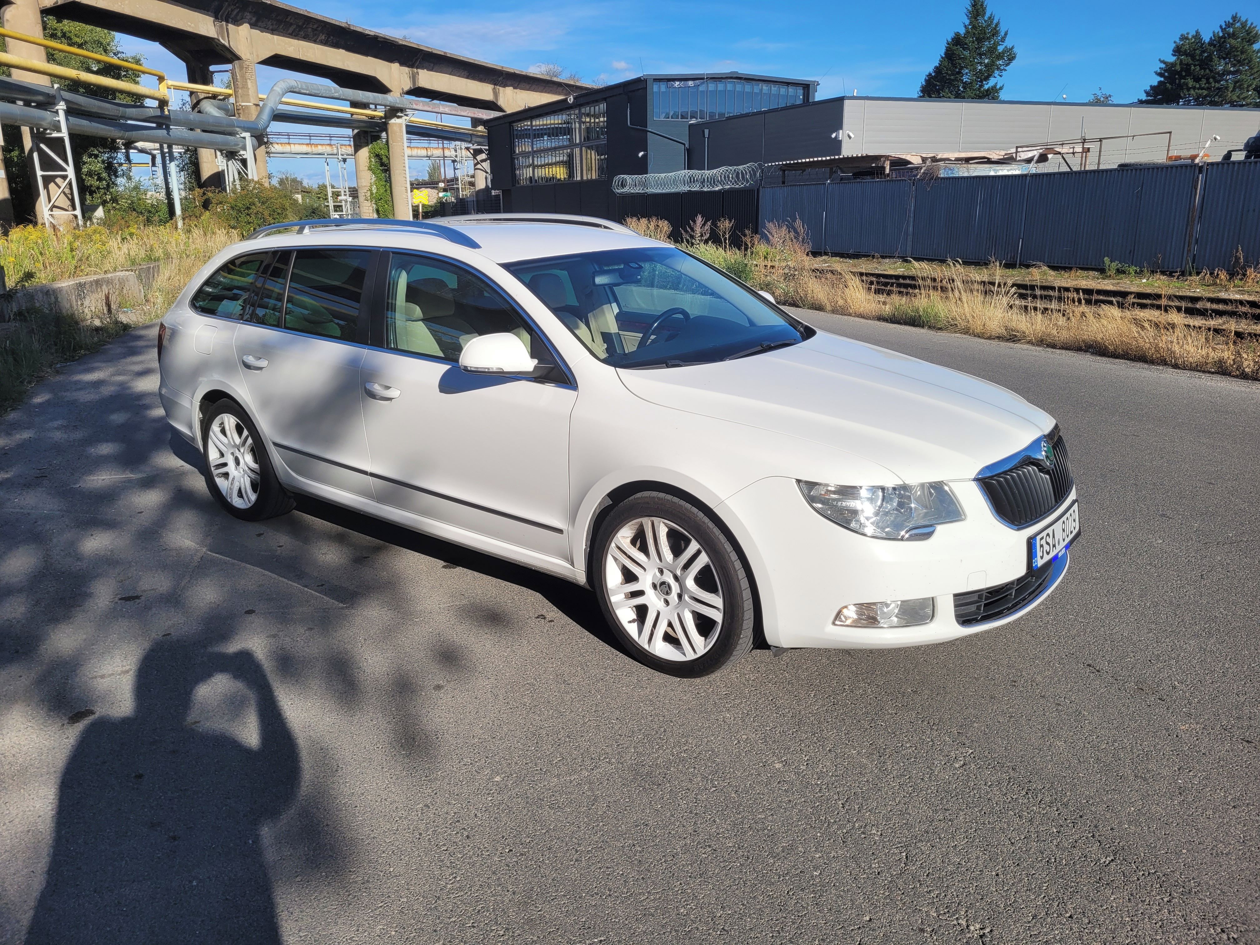 Škoda Superb, 2.0 TDI 125kW - fotka 6