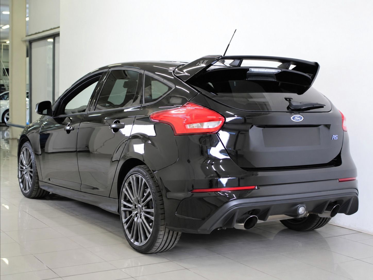 Ford Focus, Ford Focus RS 2.3 EcoBoost AWD - fotka 4