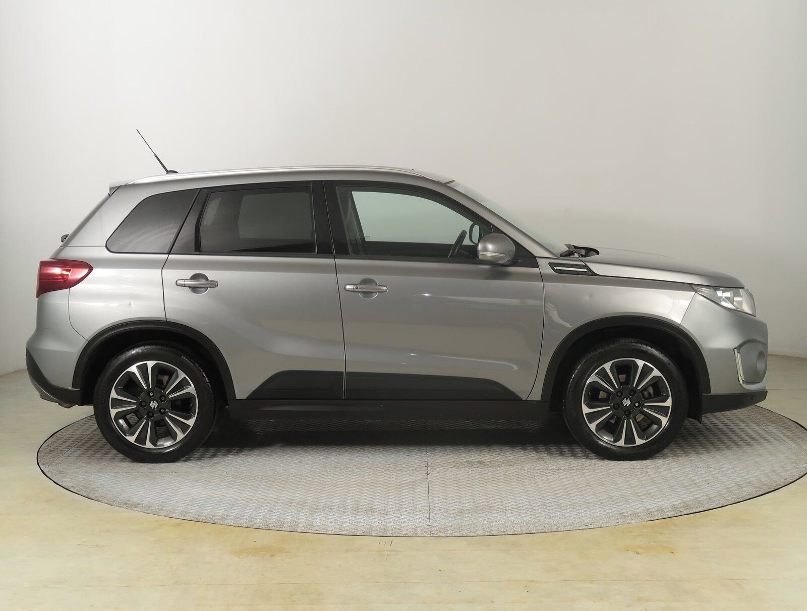 Suzuki Vitara, 1.4 BoosterJet, Elegance, 4X4 - fotka 6