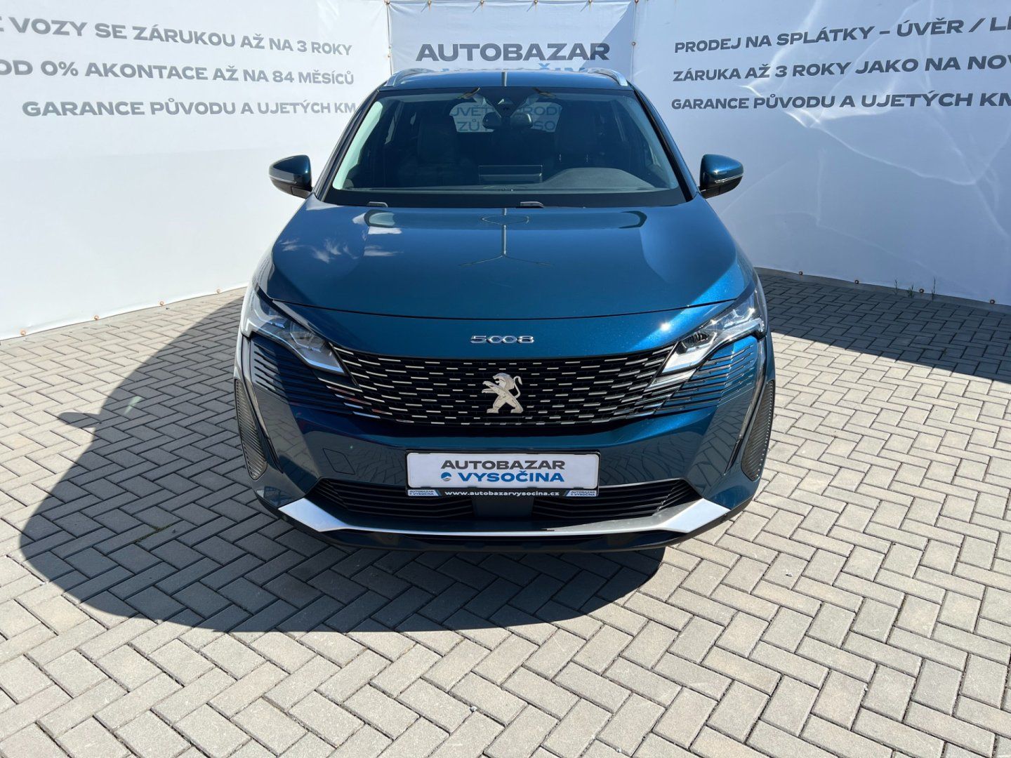 Peugeot 5008, 1.2PT 96kW! Allure! LED!7-míst - fotka 2