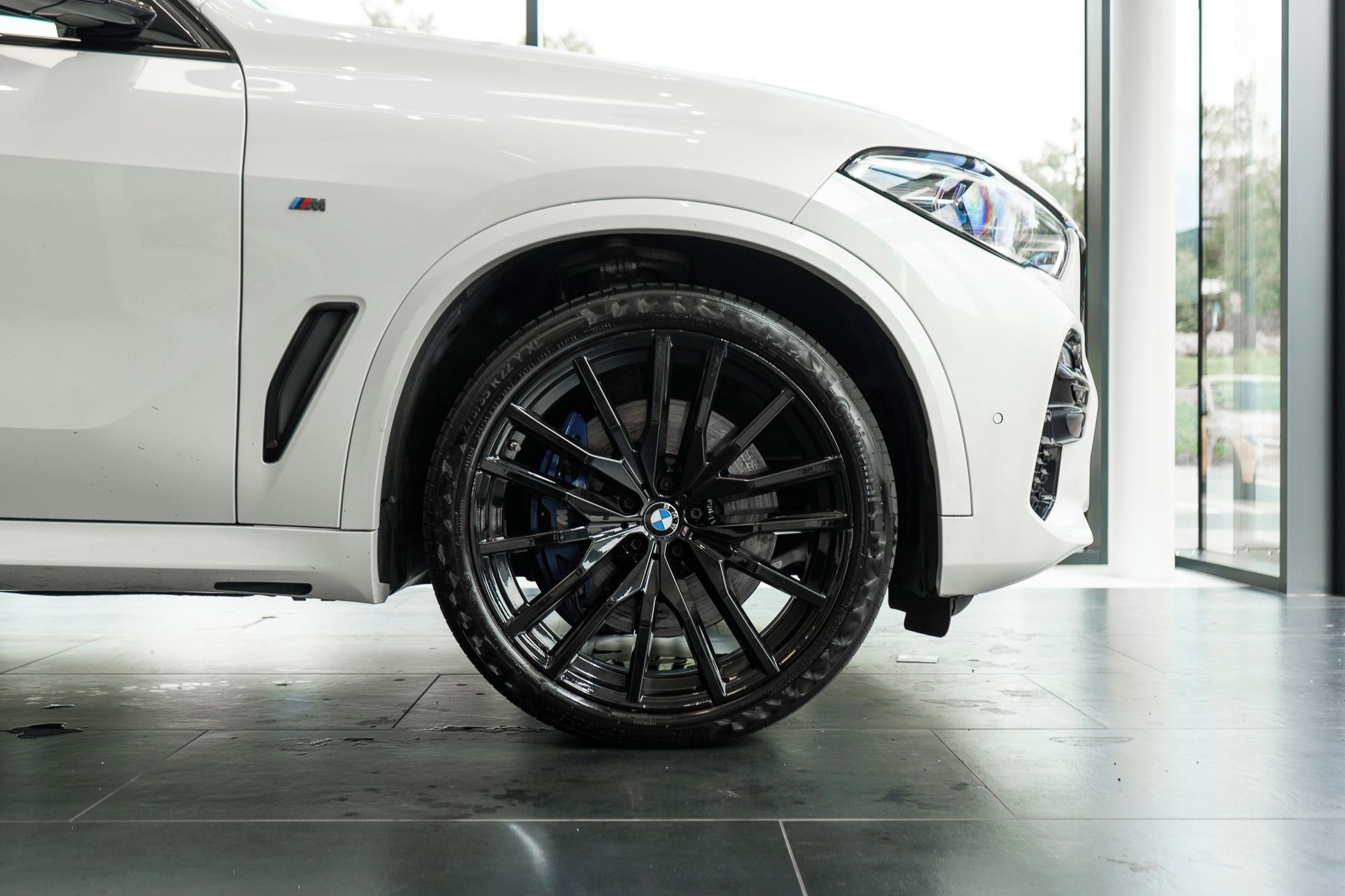 BMW X5, M50d - fotka 3