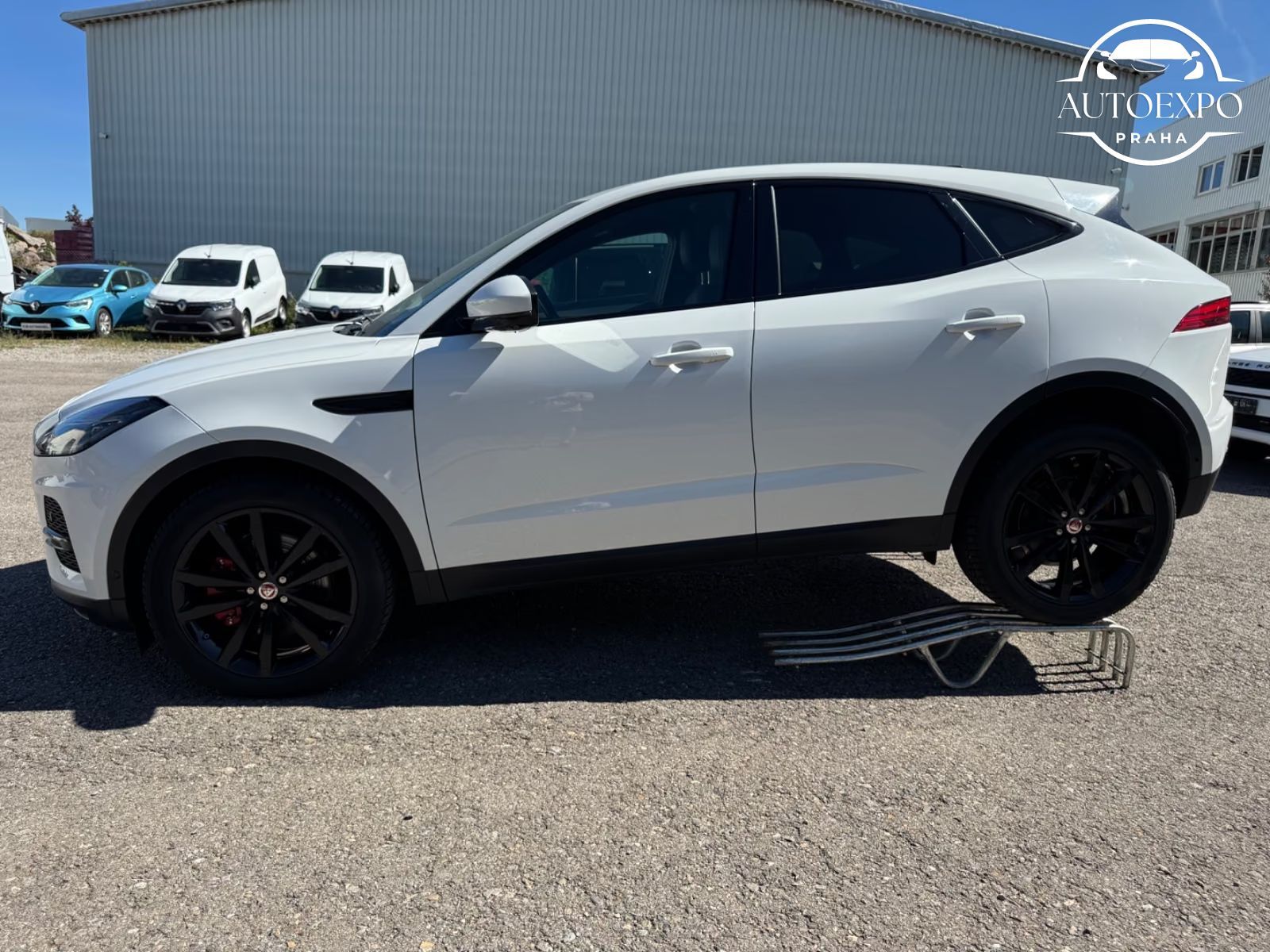 Jaguar E-Pace, E-PACE SE AWD*360°Kamera - fotka 5