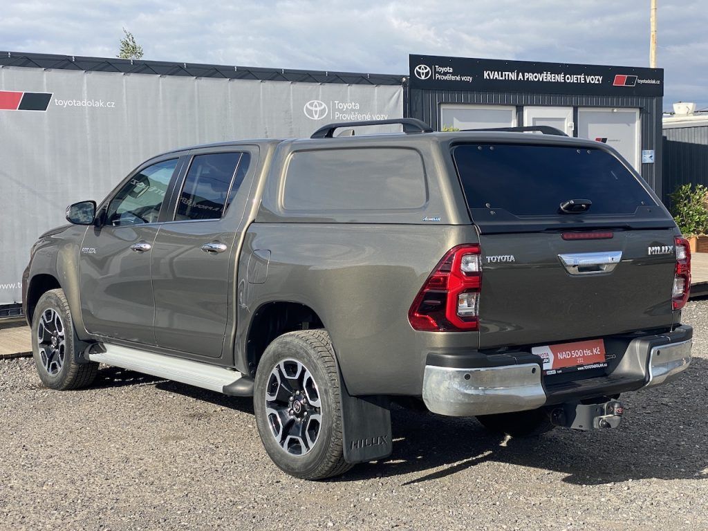 Toyota Hilux, 2.8D, ČR, Executive, 4x4, DPH - fotka 4