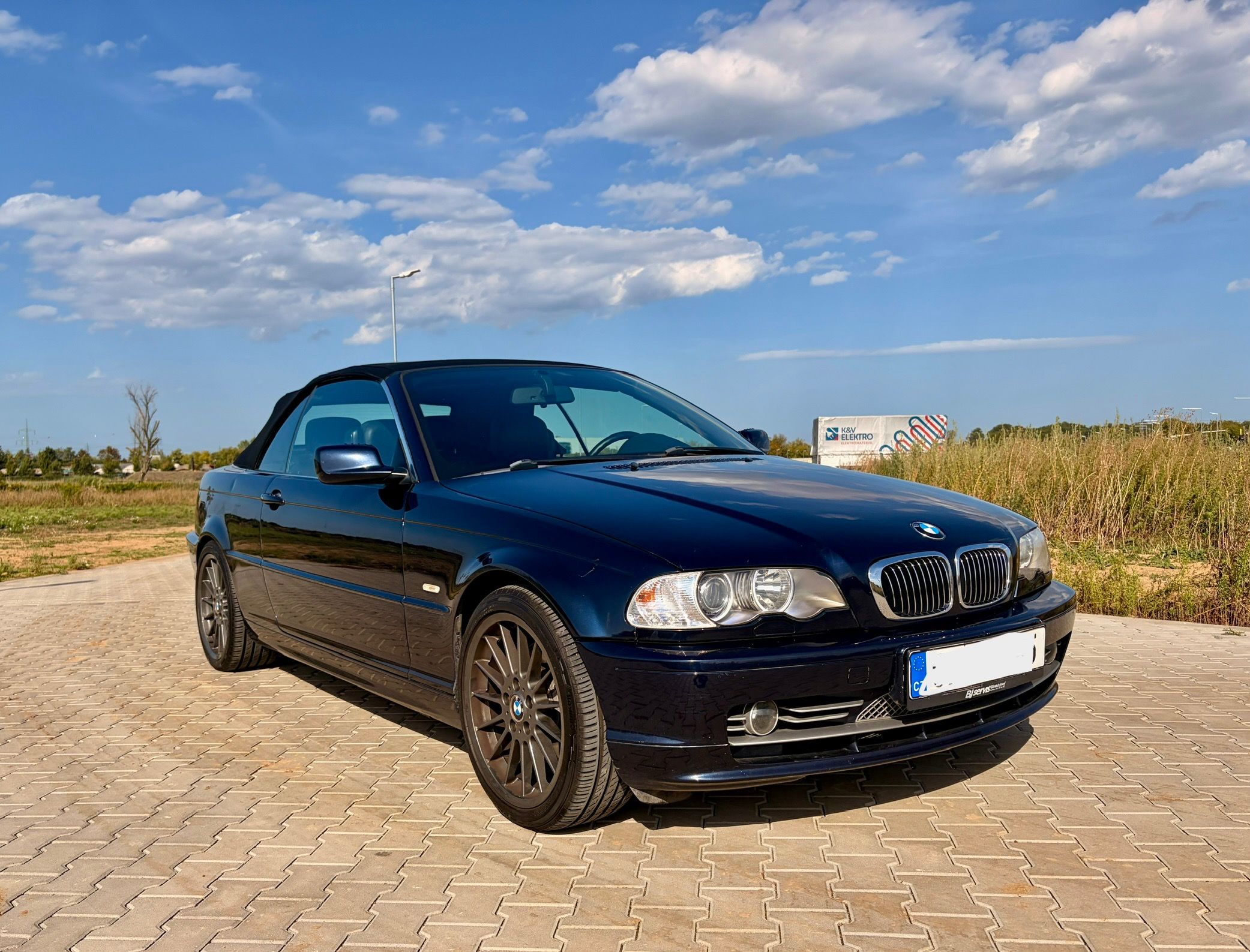 BMW Řada 3, 330i E46 kabrio 170kW automat - fotka 6