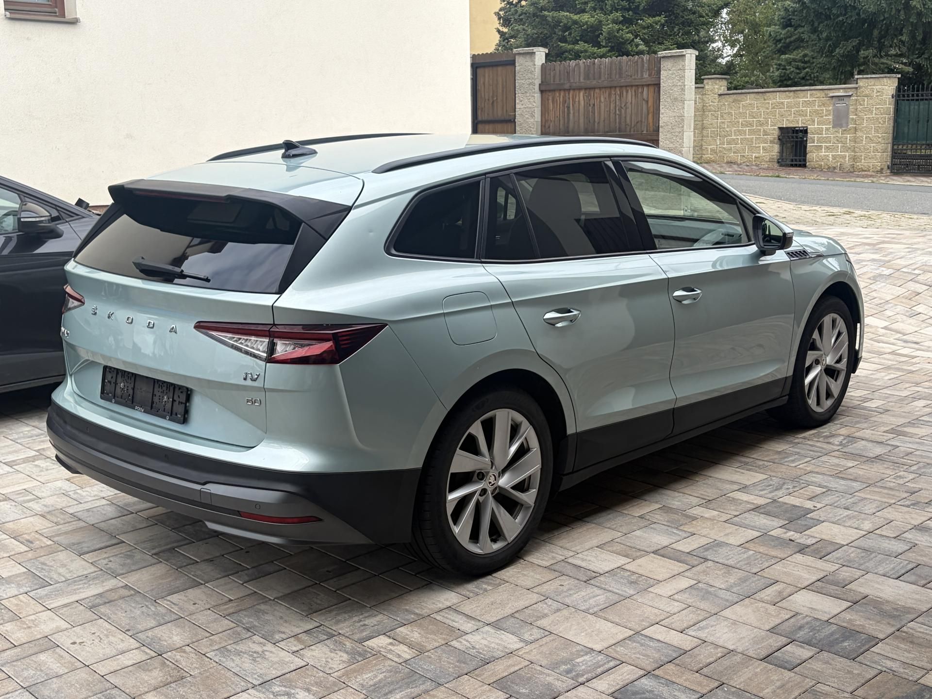 Škoda Enyaq, 60, TC, SOH:89%, Matrix, tazne - fotka 3