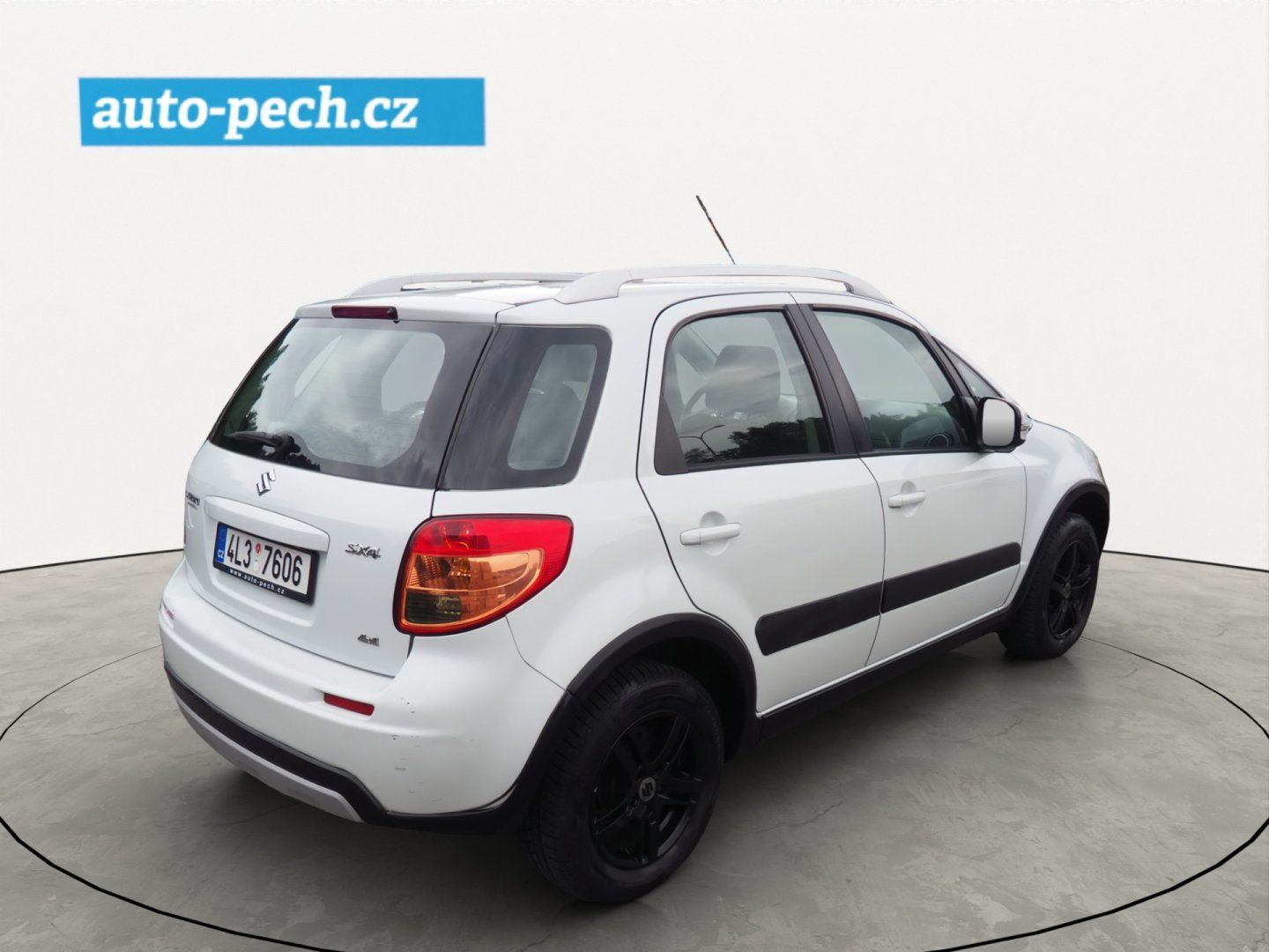Suzuki SX4, 1.6 VVT 4x4, AC, 1.Maj CZ - fotka 4