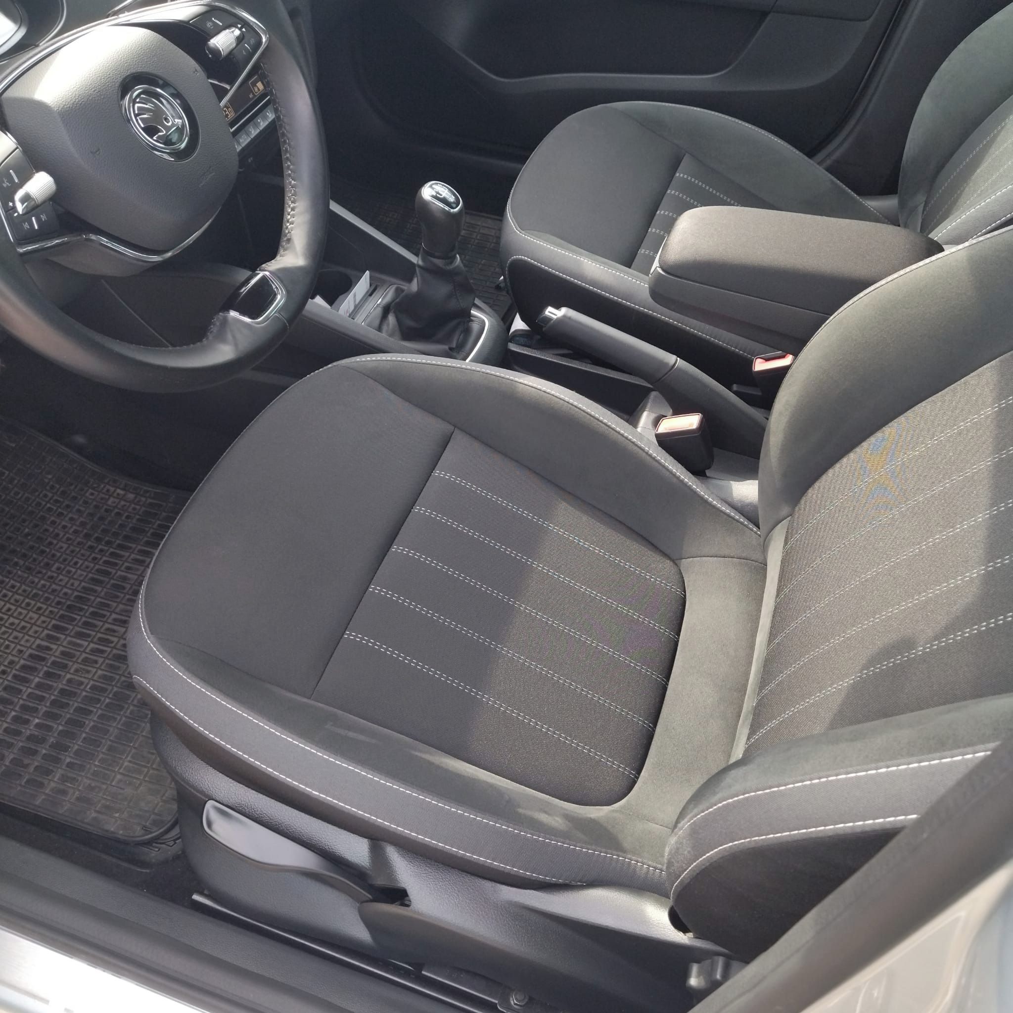 Škoda Fabia, STYLE 1.0 TSI 70kW - fotka 5