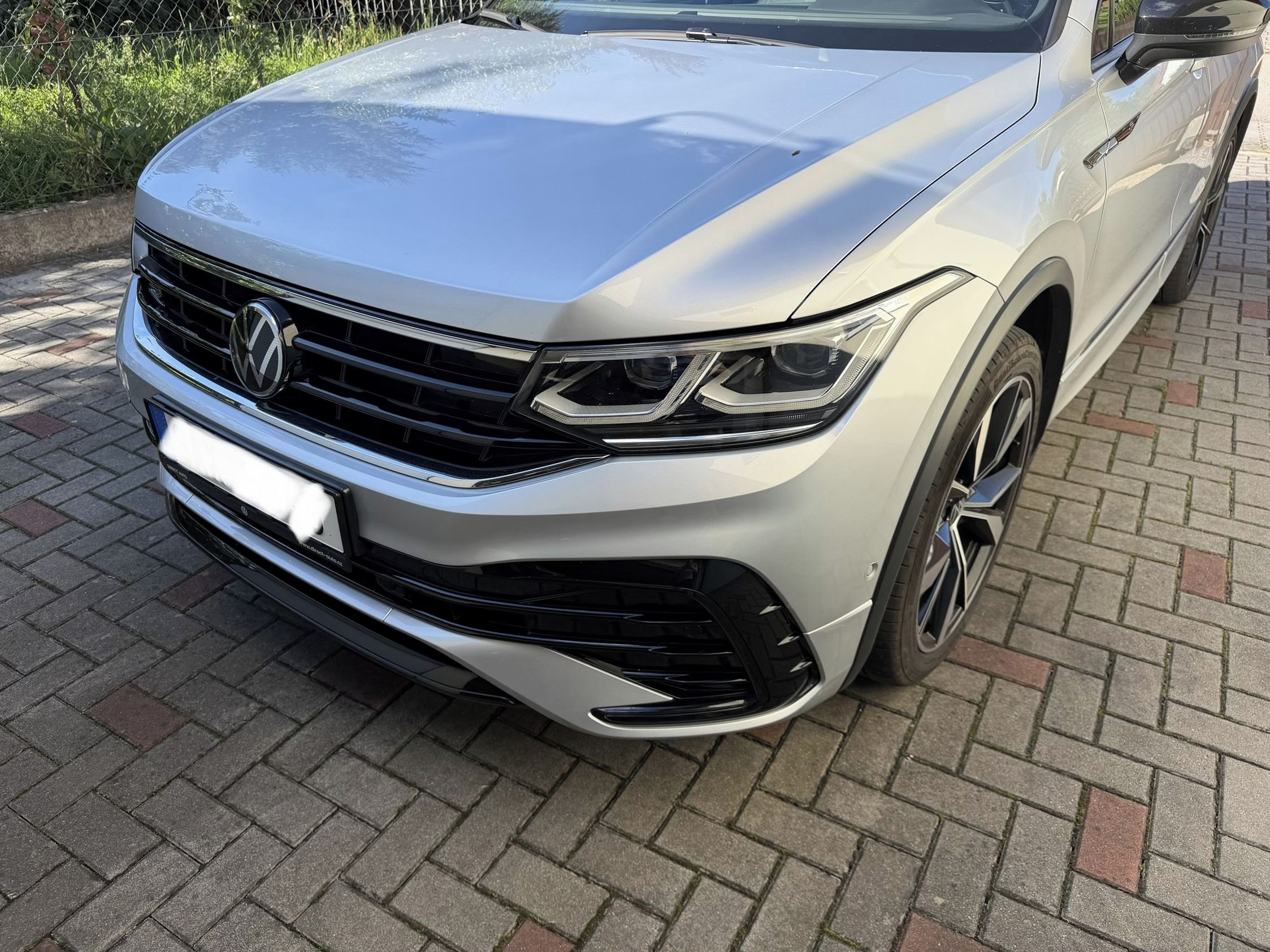 Volkswagen Tiguan, R-Line,Tažné,N.Topení,Top stav - fotka 4