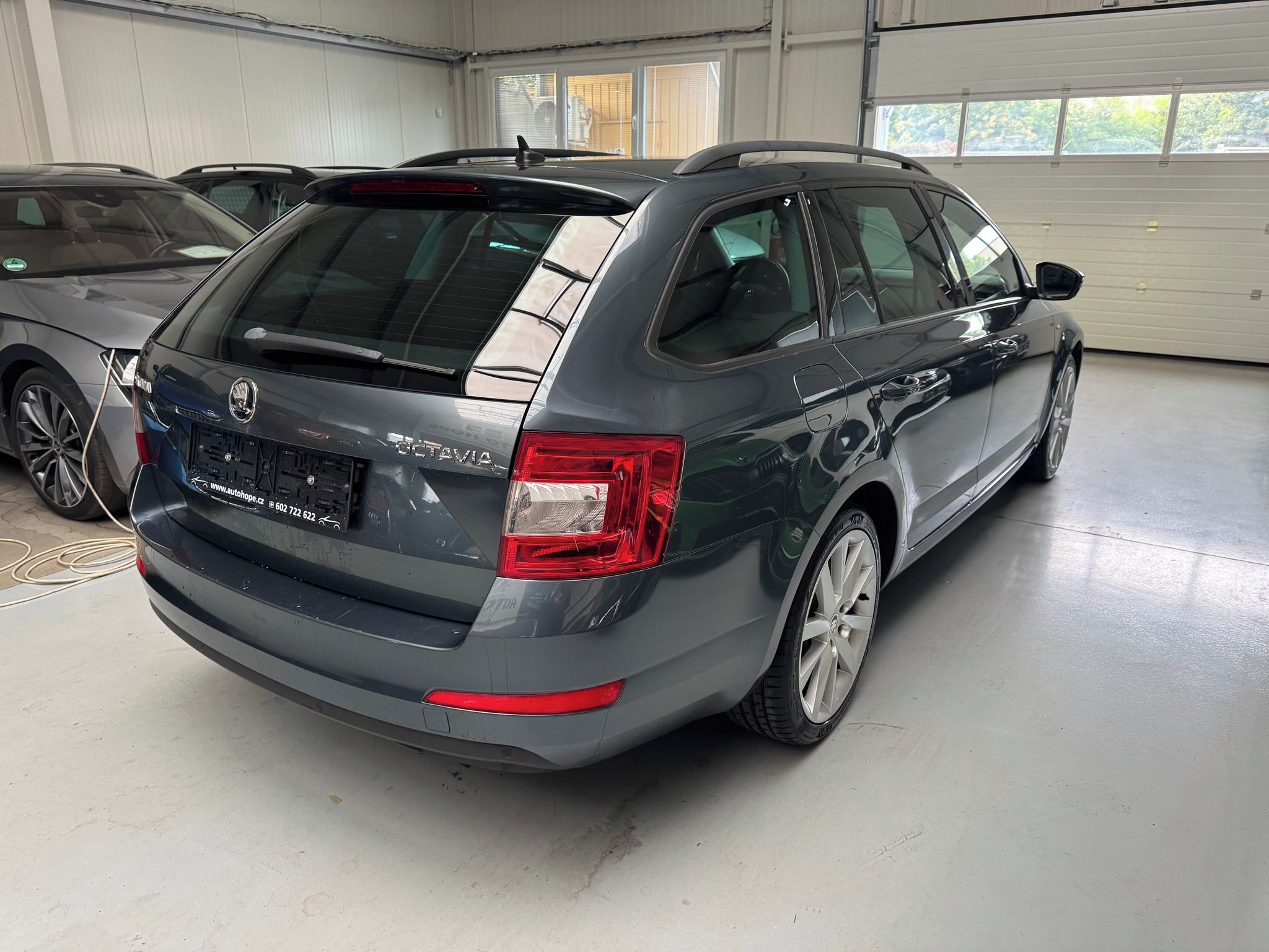Škoda Octavia, combi 1.4 TSI Ambition JOY - fotka 6