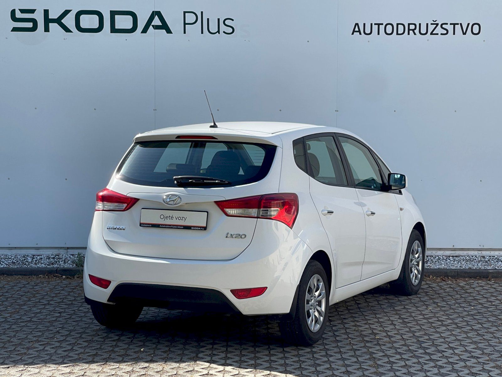 Hyundai ix20, 1.4 CVVT / 66 kW - fotka 2