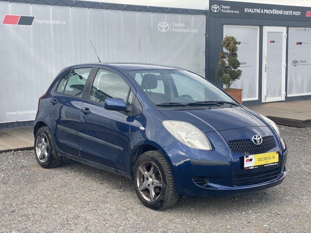Toyota Yaris, 1.0i, ČR, Terra Cool, po STK