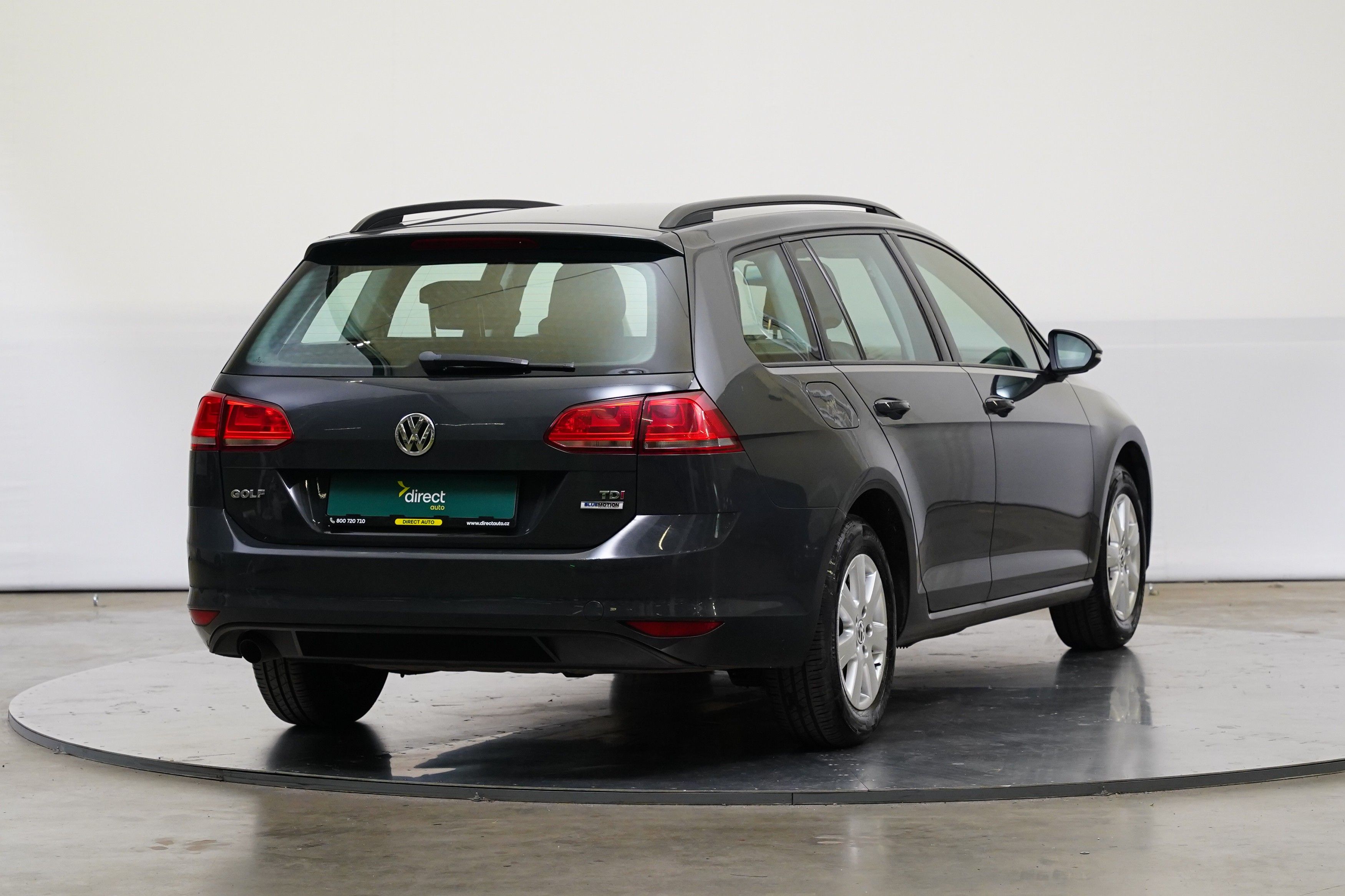 Volkswagen Golf, 1.6 TDI 81 kW Trendline - fotka 2