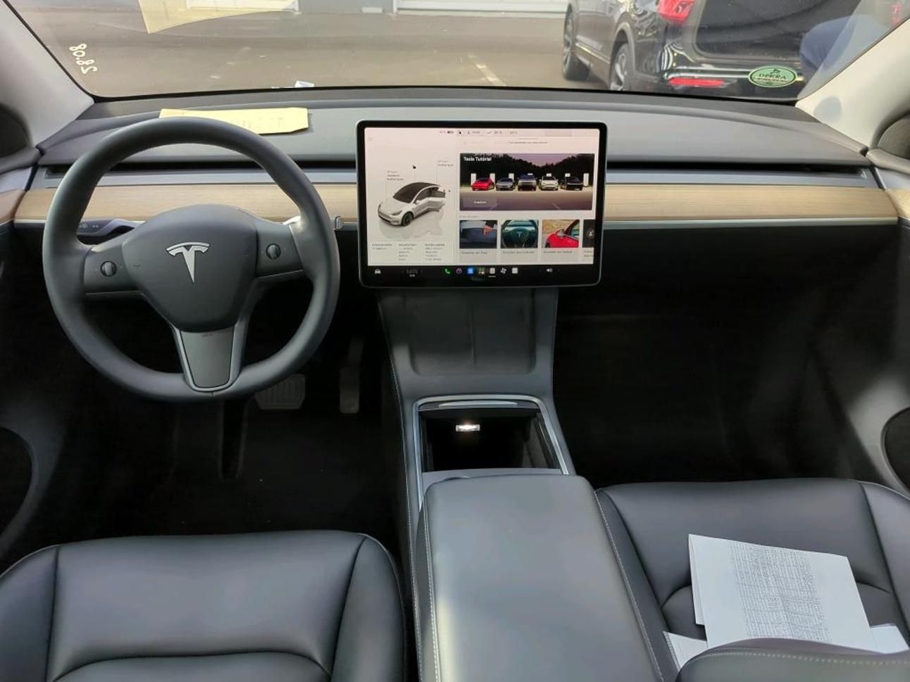 Tesla Model Y, RWD 220kw TZ SOH 93,1 % - fotka 5