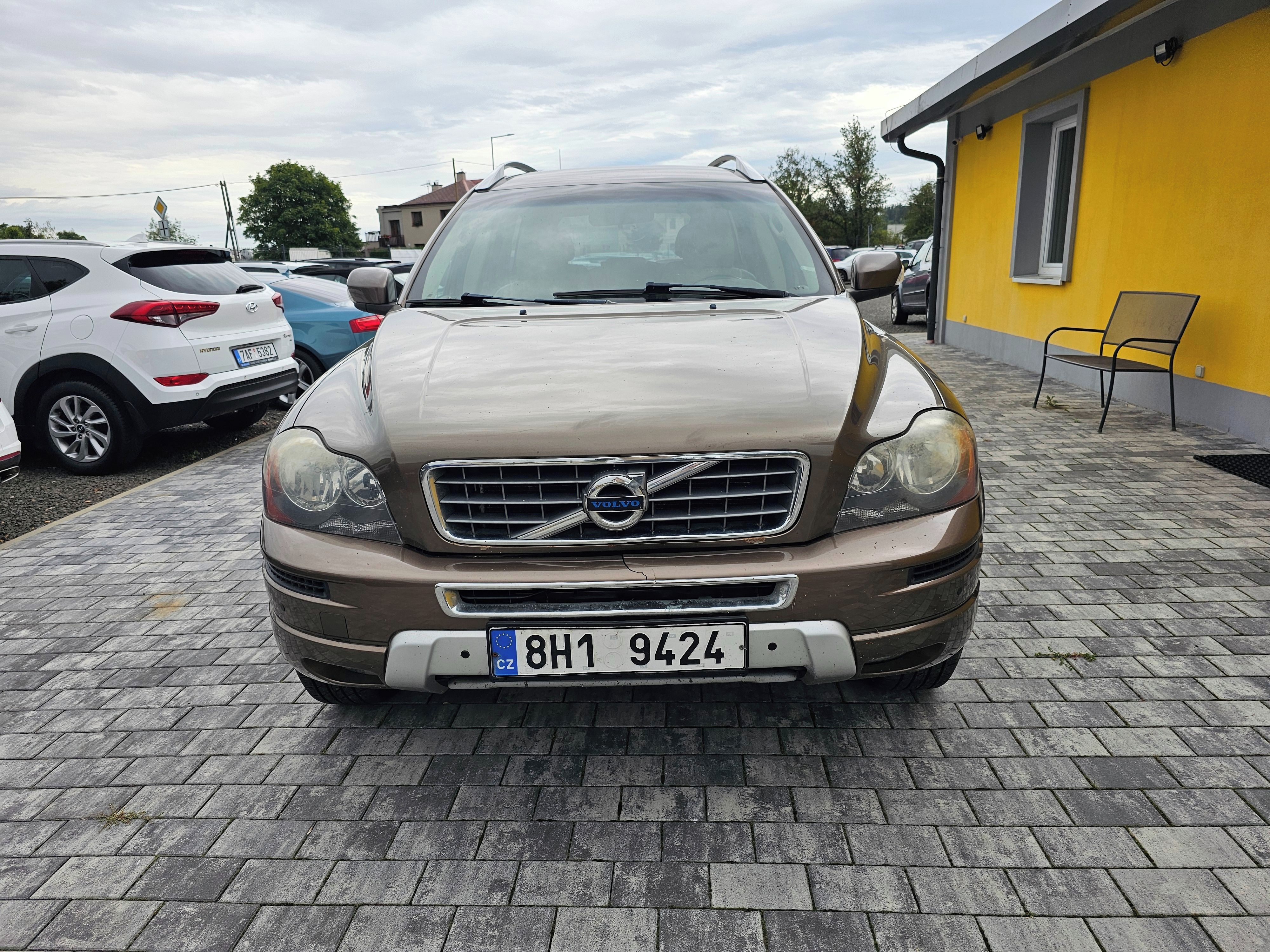 Volvo XC90, D5 AWD 2,4 147kW, 7 míst - fotka 5