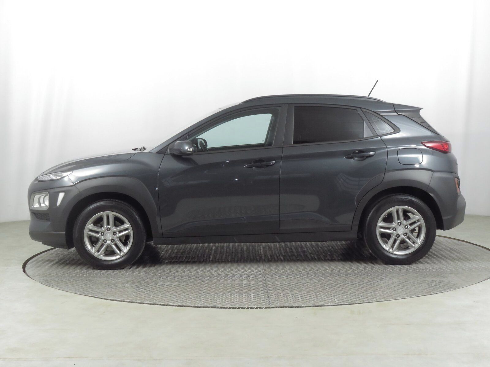 Hyundai Kona, 1.0 T-GDI, Family, Serv.kniha - fotka 3