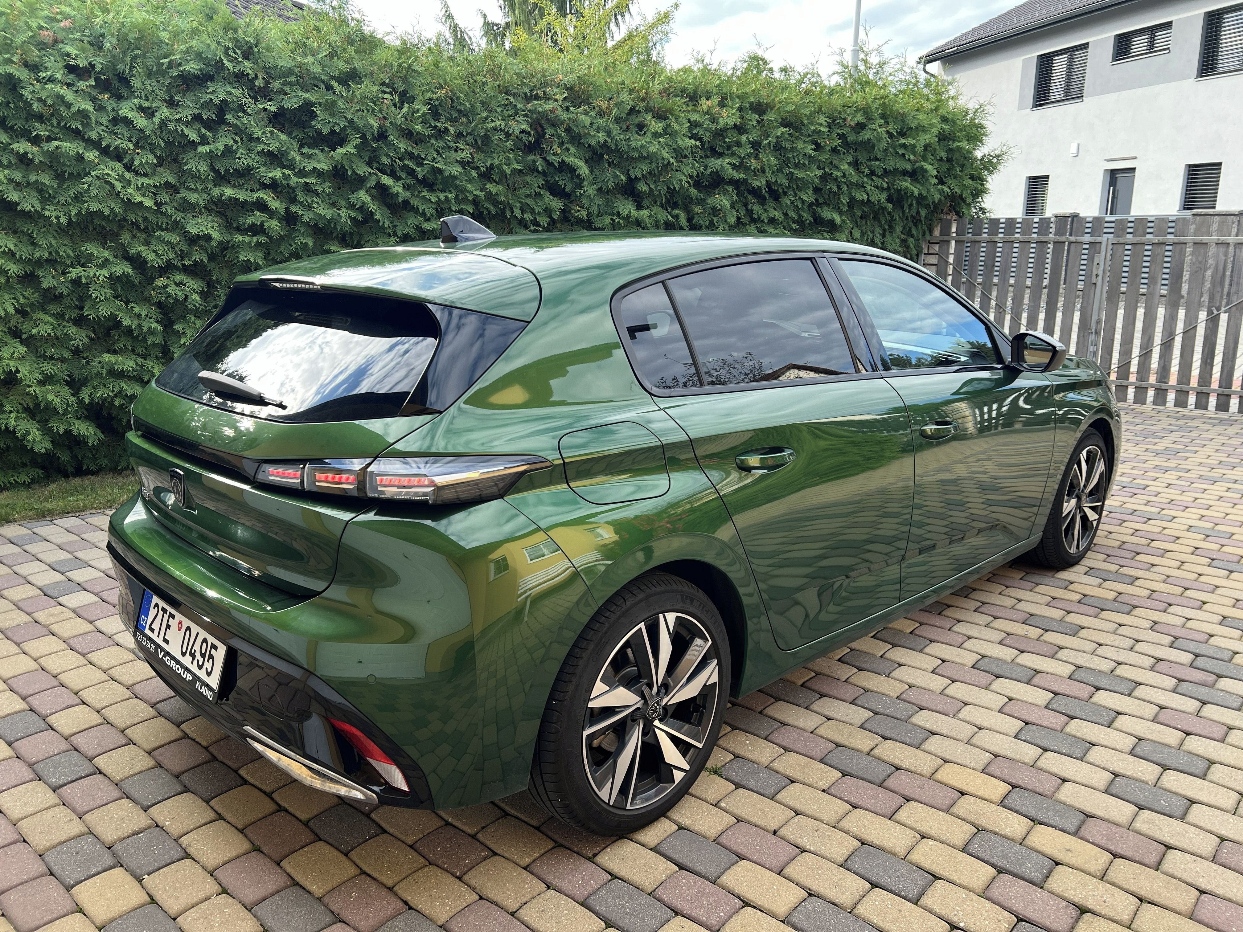 Peugeot 308, ČR,1. majitel, ALLURE,servis - fotka 4