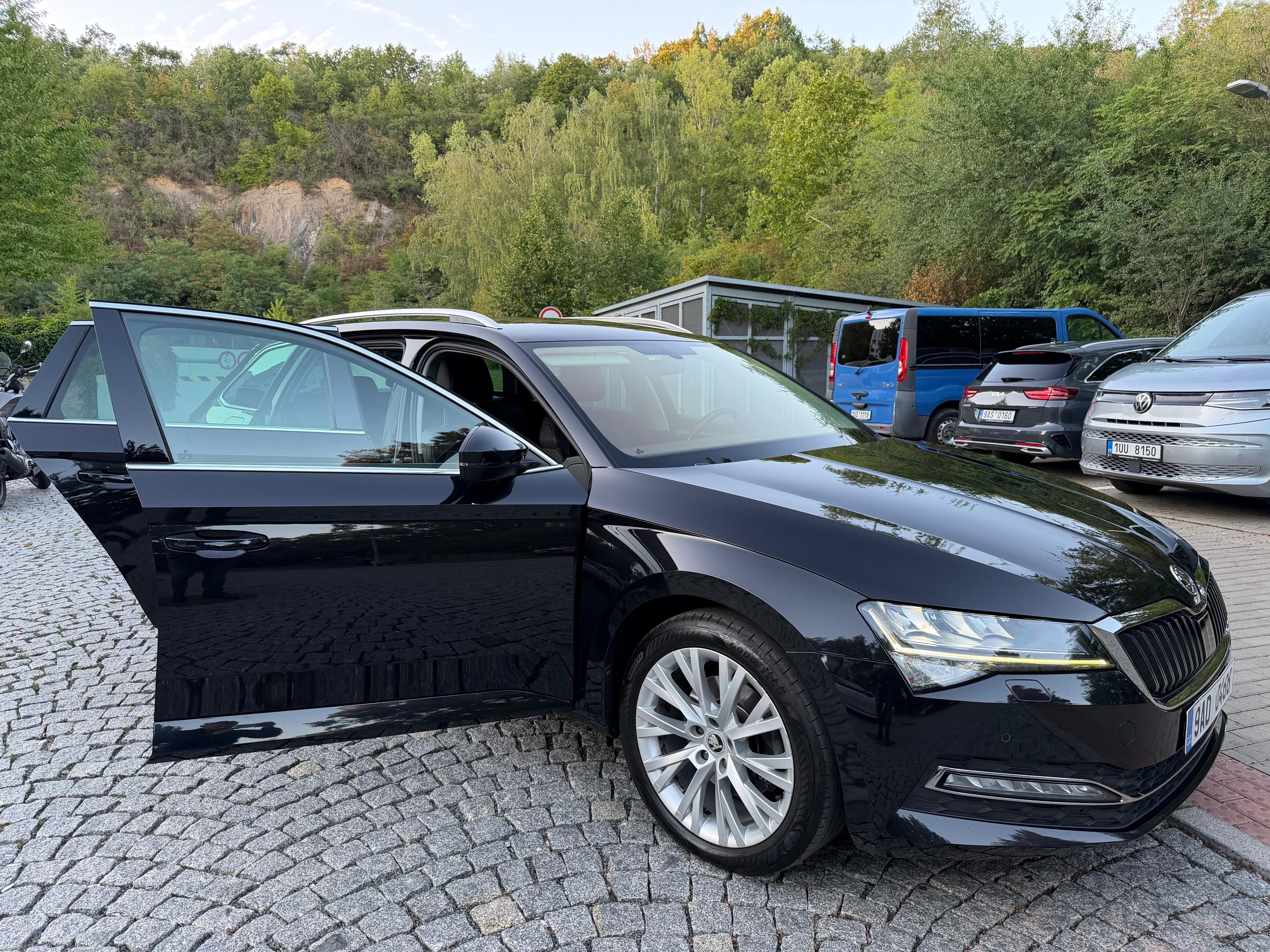 Škoda Superb, ČR,DSG,ACC,1.MAJ DPH