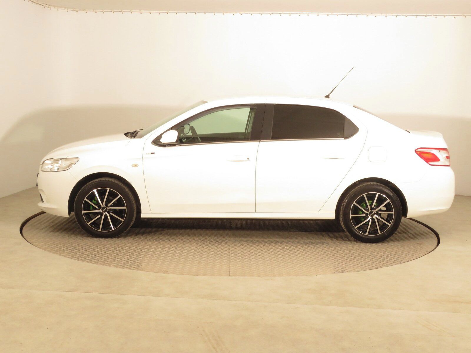 Peugeot 301, 1.6 VTi, Serv.kniha - fotka 3