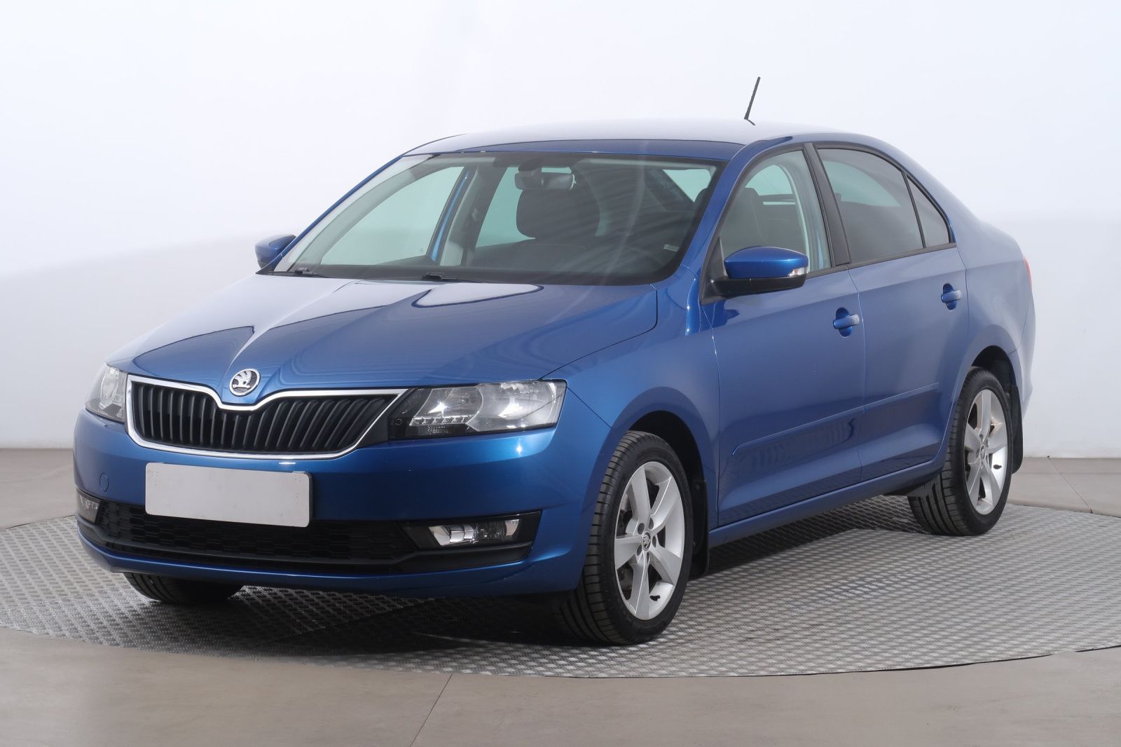 Škoda Rapid, 1.0 TSI - fotka 3