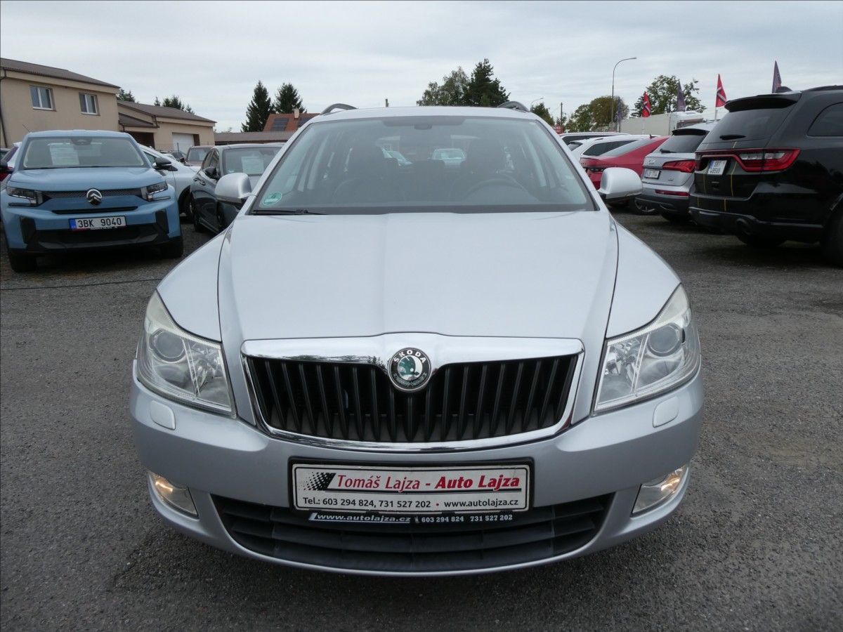 Škoda Octavia, 1,4 TSi 90kW serviska, závěs - fotka 2