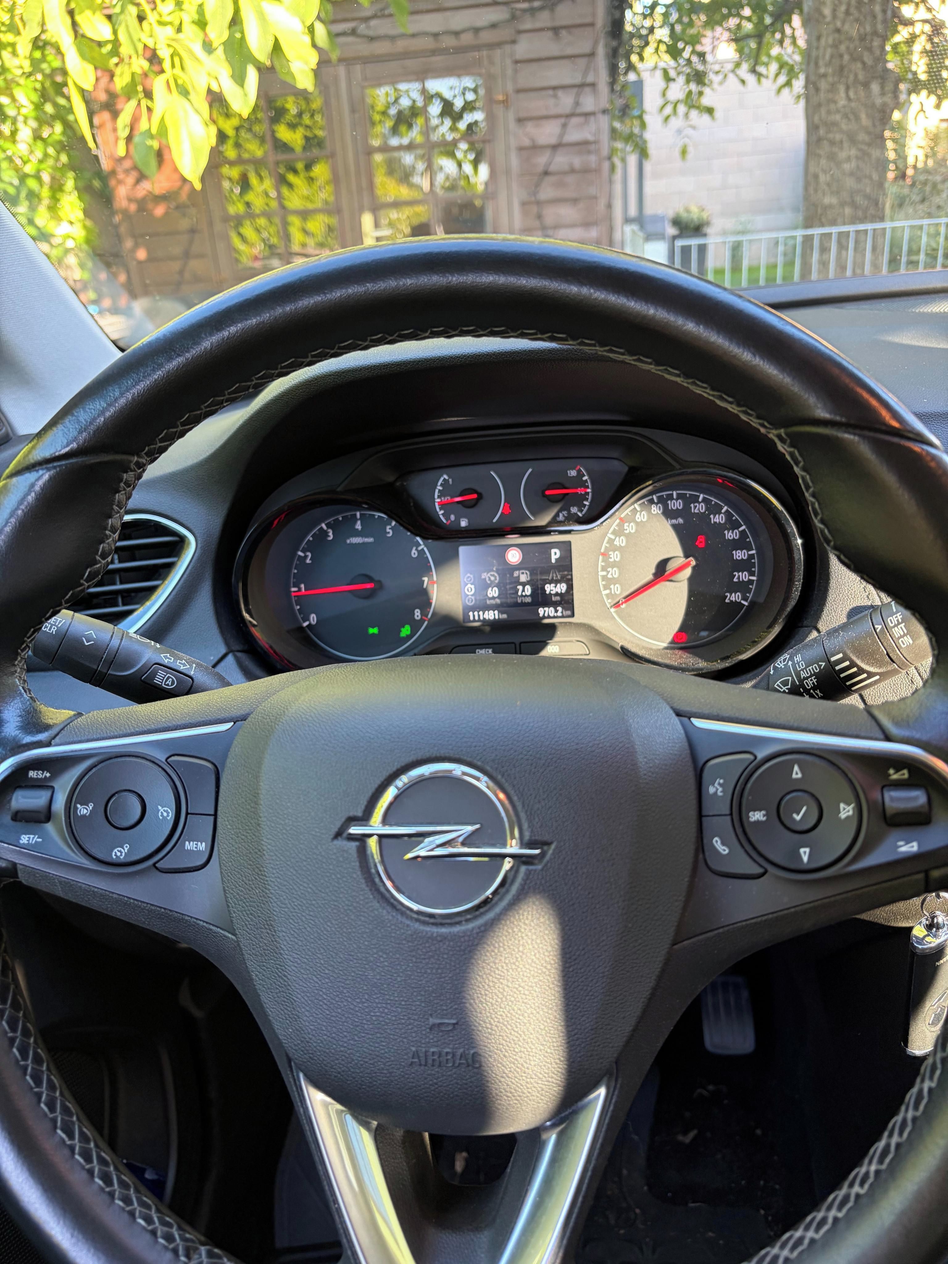 Opel Grandland X, 1,2 turbo 96kW, AT, ČR - fotka 6