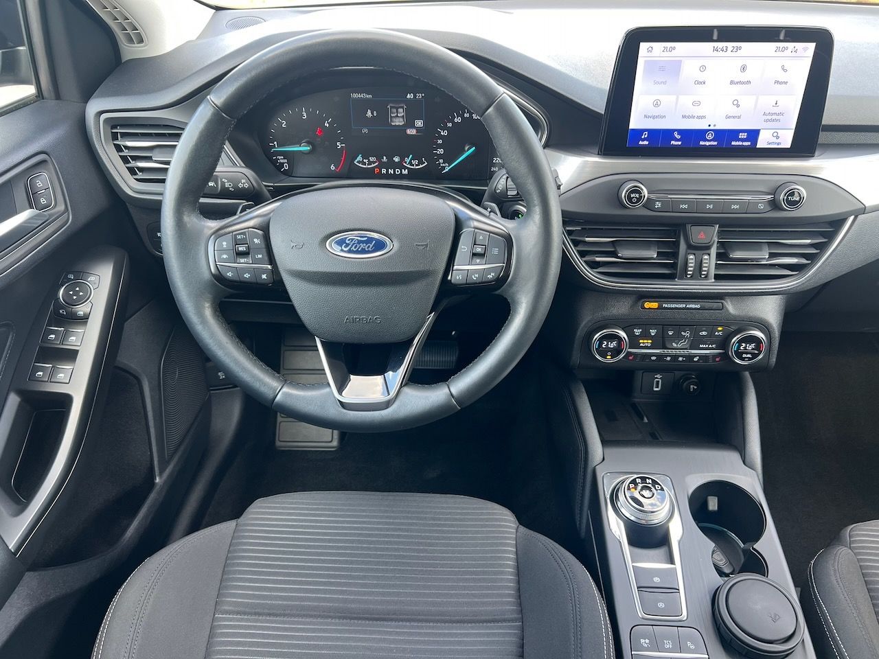 Ford Focus, 2.0d auto ACC LED kamera taž. - fotka 3