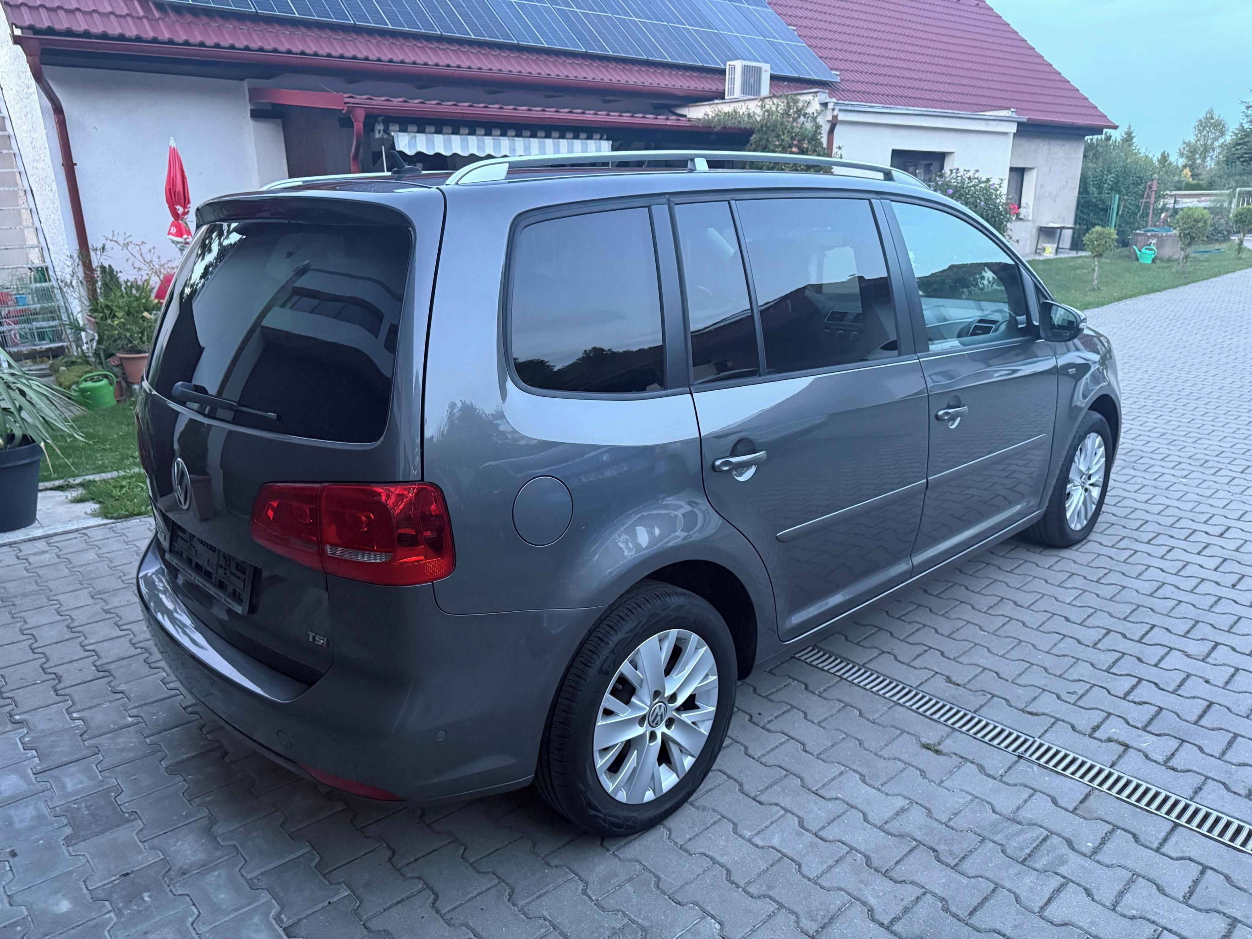 Volkswagen Touran, 1,4TSI 103KW - fotka 4