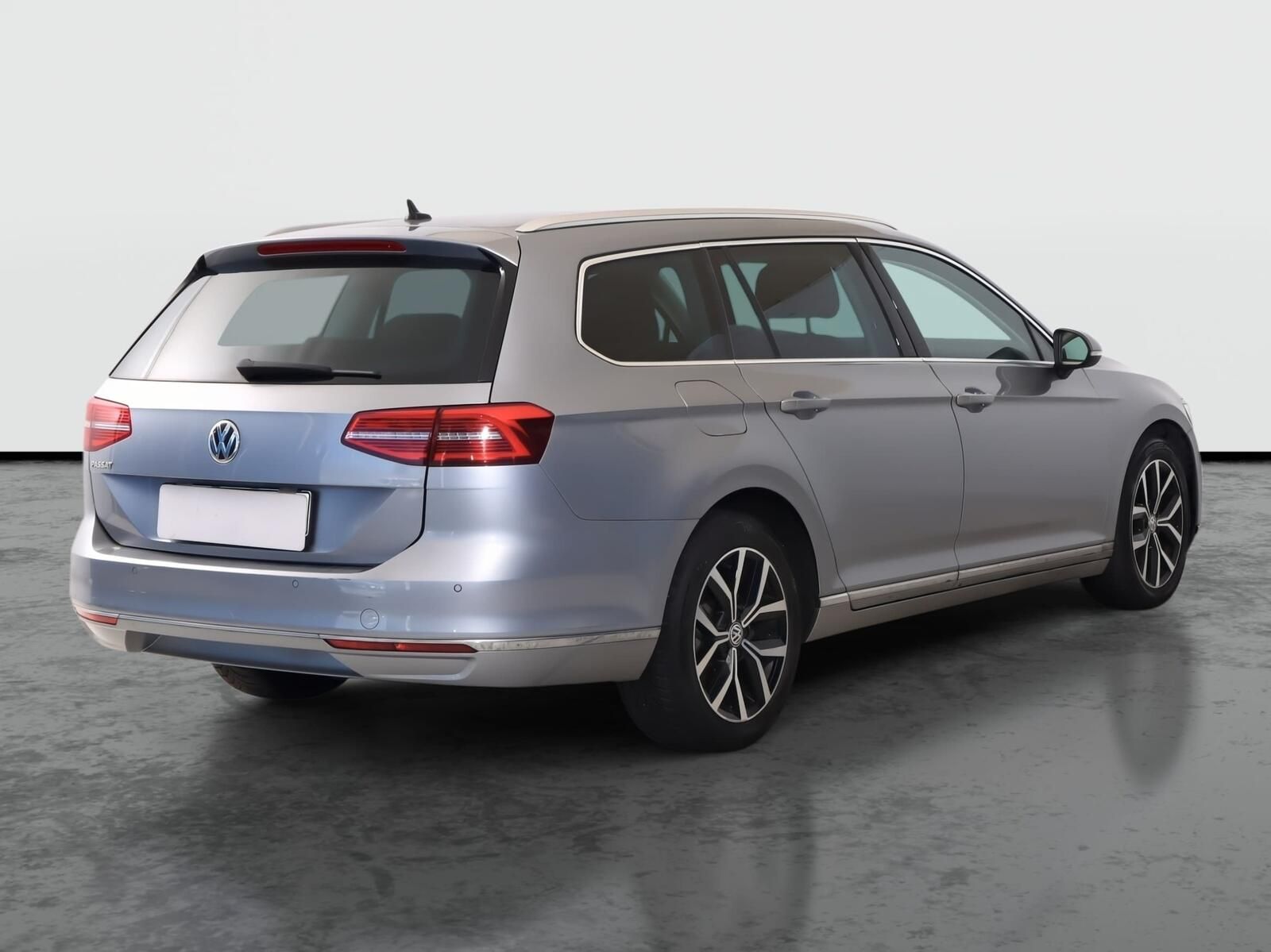 Volkswagen Passat, 2.0 TDI, Automat - fotka 5