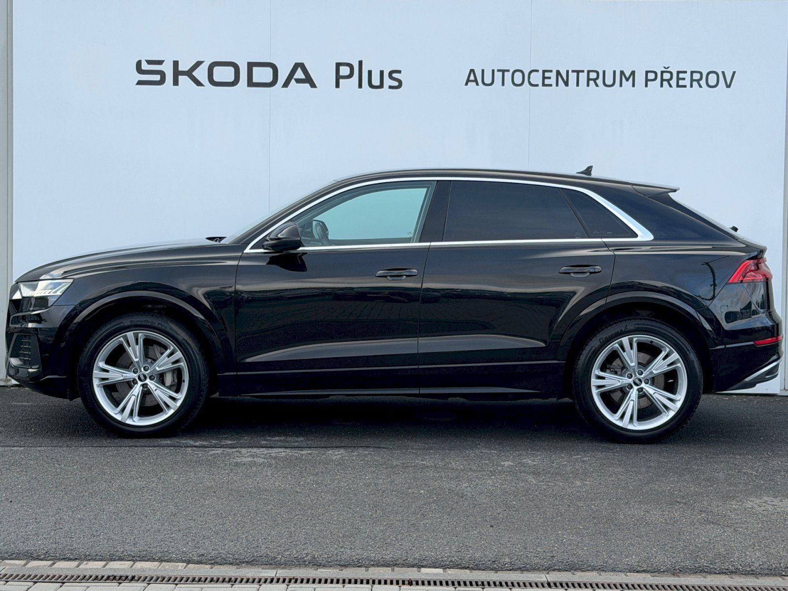 Audi Q8, 45 TDI 170kW Quattro - fotka 3
