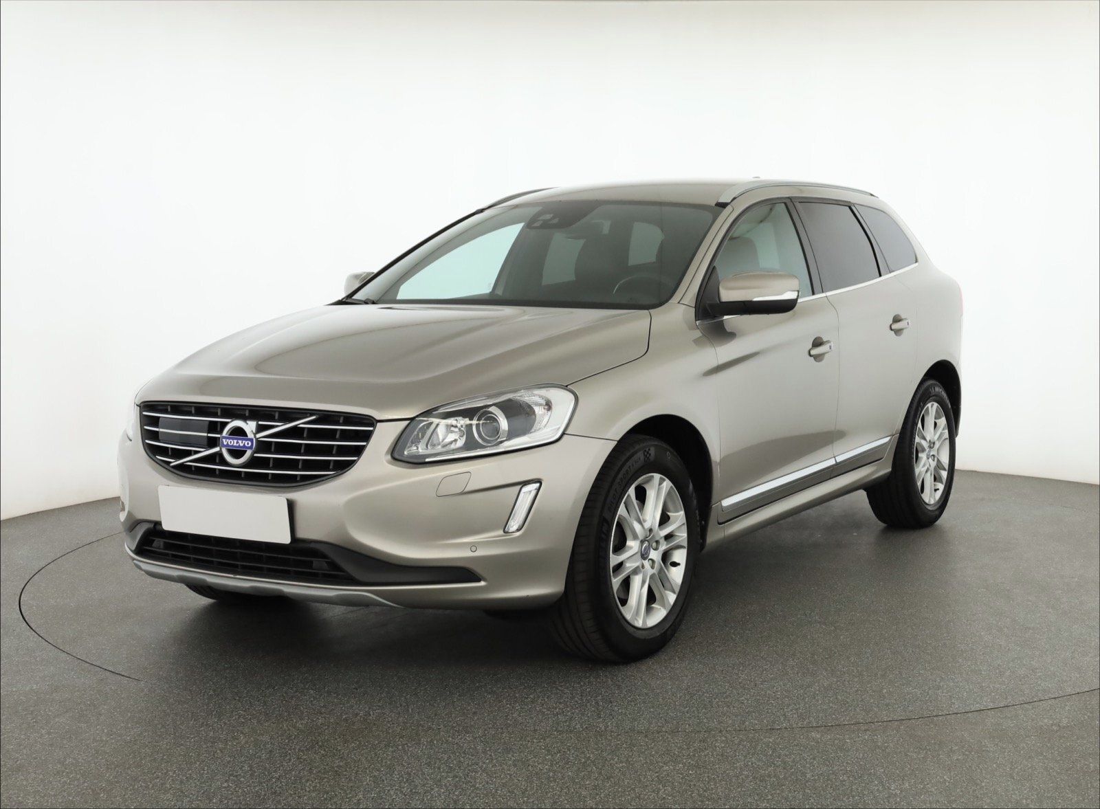 Volvo XC60, D5, Summum, 4X4, Automat - fotka 3