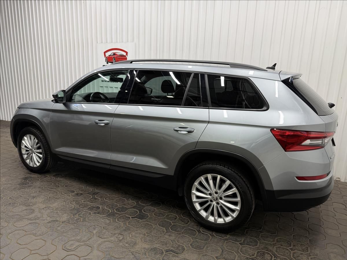 Škoda Kodiaq, 1.5TSI 110kW MAN. TAŽNÉ 2XKOLA - fotka 5
