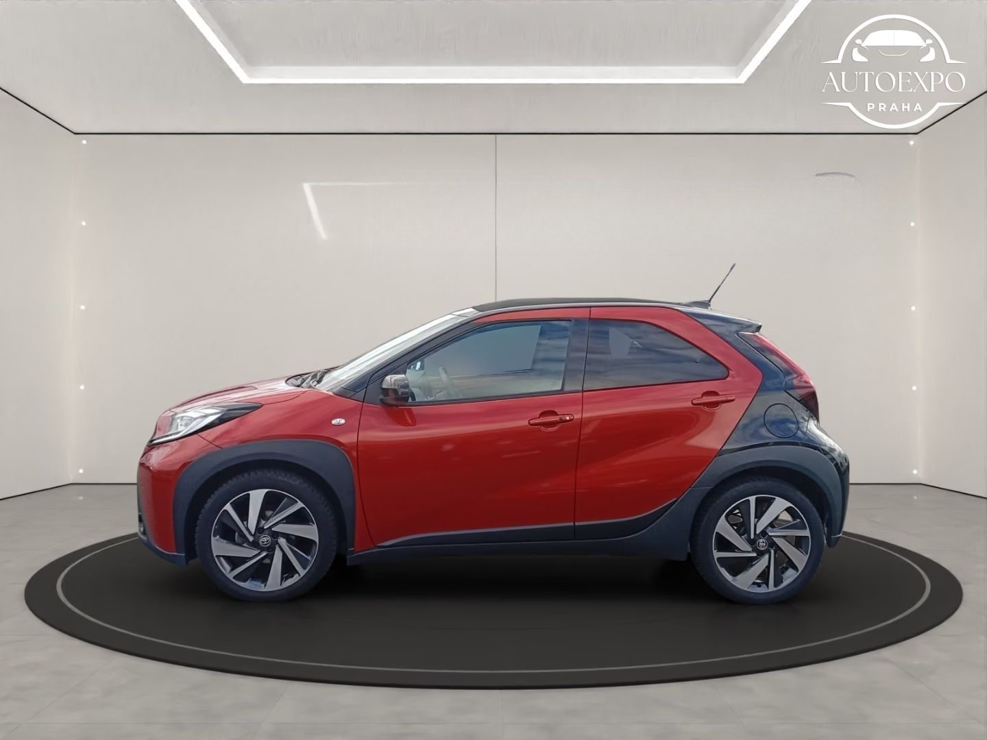 Toyota Aygo, Aygo X Air NAV JBL - fotka 2
