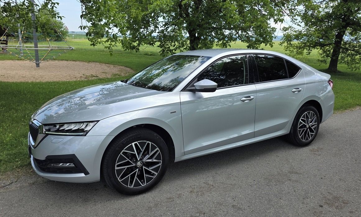 Škoda Octavia - fotka 2
