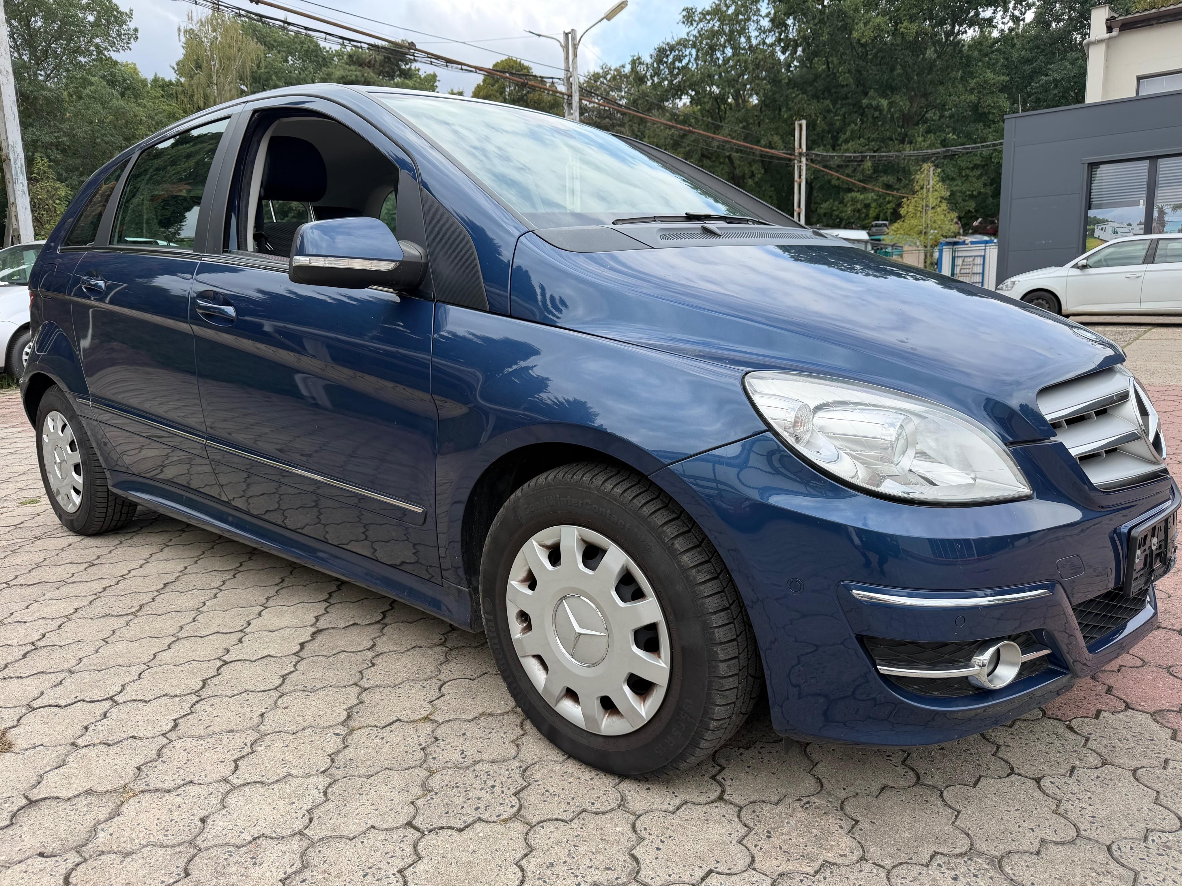 Mercedes-Benz Třídy B, MB B 180 - automat - fotka 2