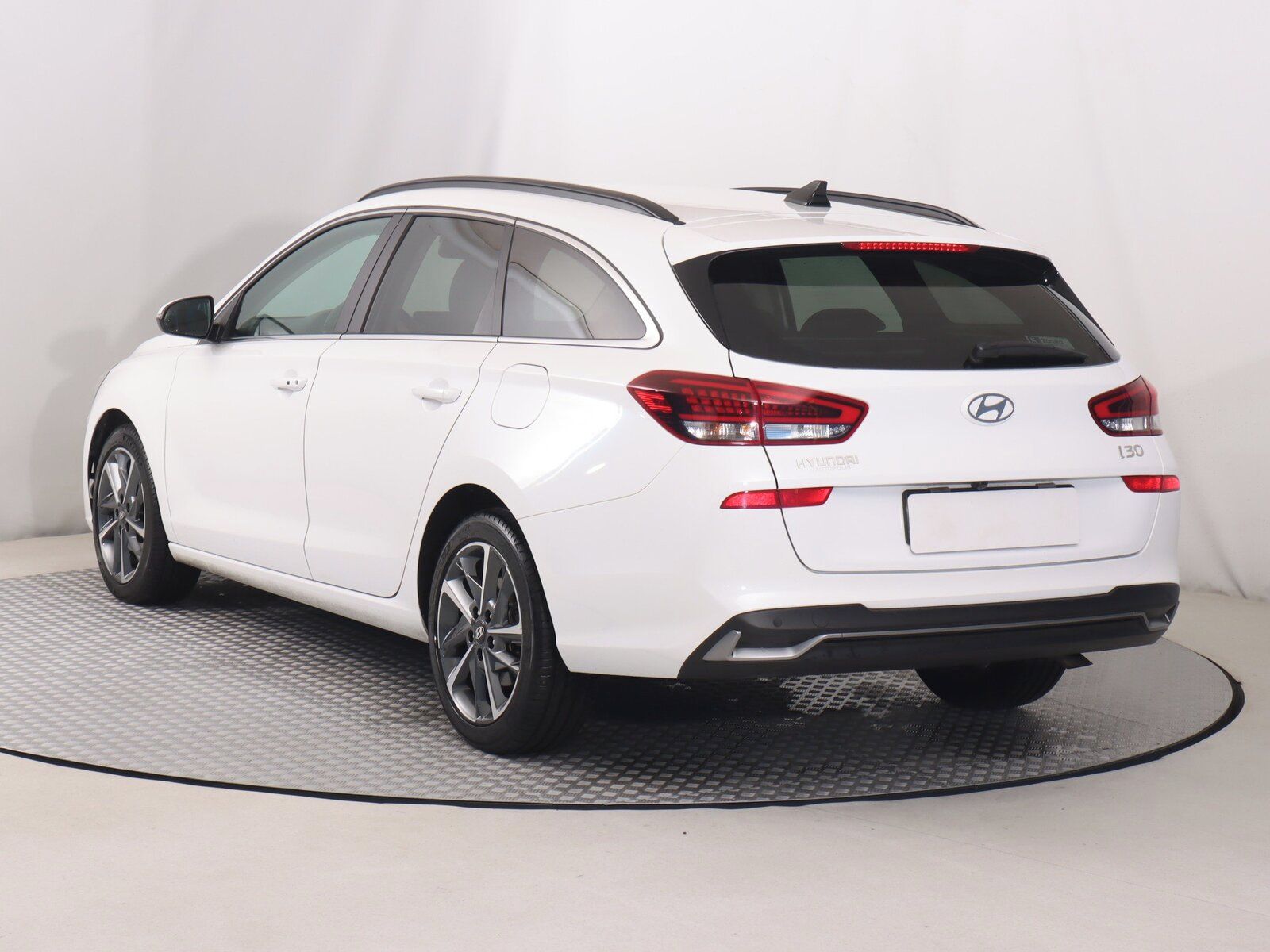 Hyundai i30, 1.5 T-GDI MHEV 48V, Premium - fotka 4